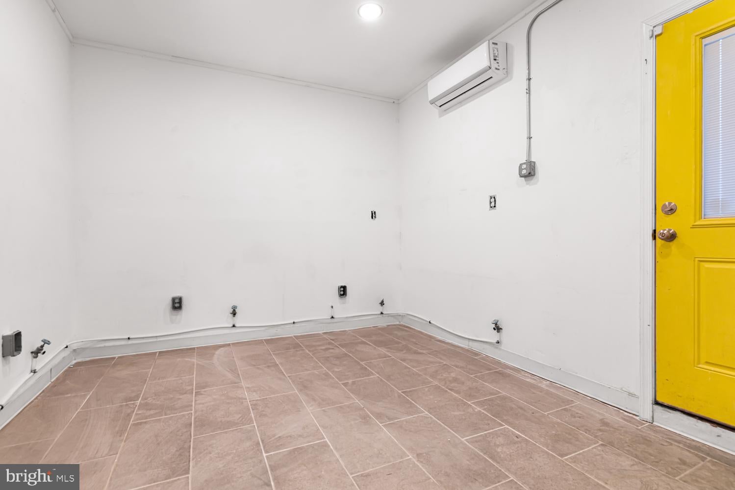 528 S 60TH STREET