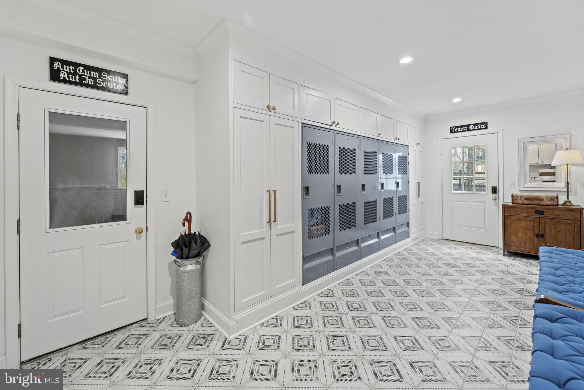 BELVEDERE - Residential