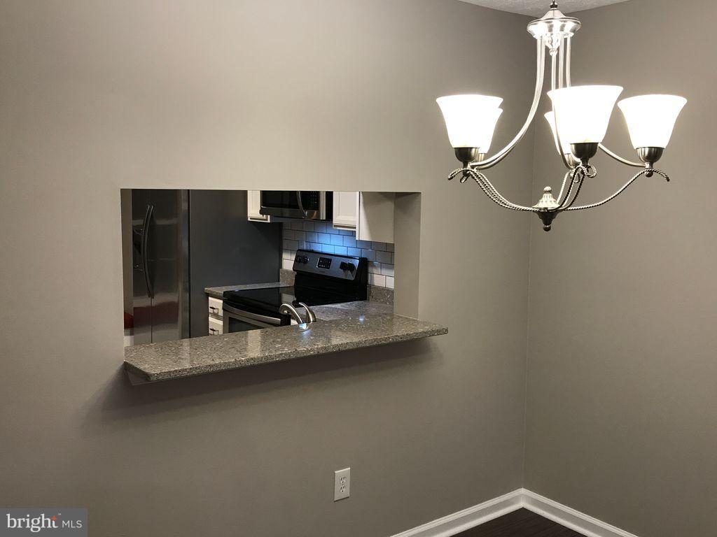 RIVERSIDE - Residential