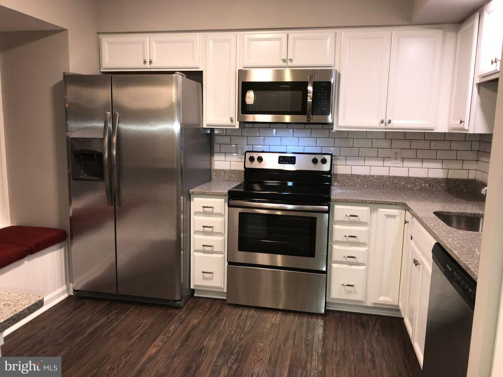 RIVERSIDE - Residential