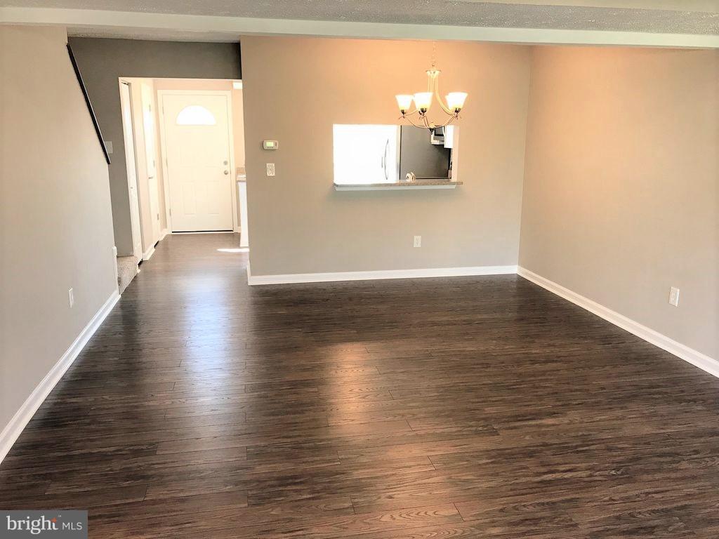 RIVERSIDE - Residential