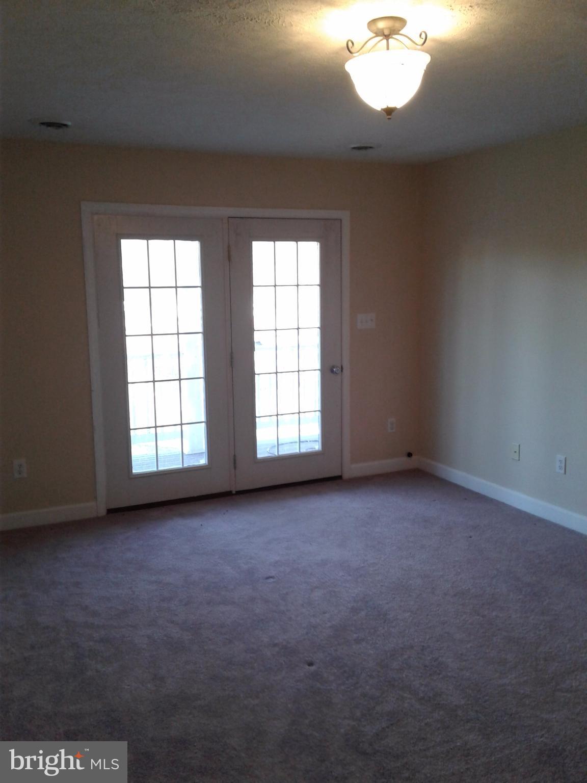 SOUTHRIDGE - Residential