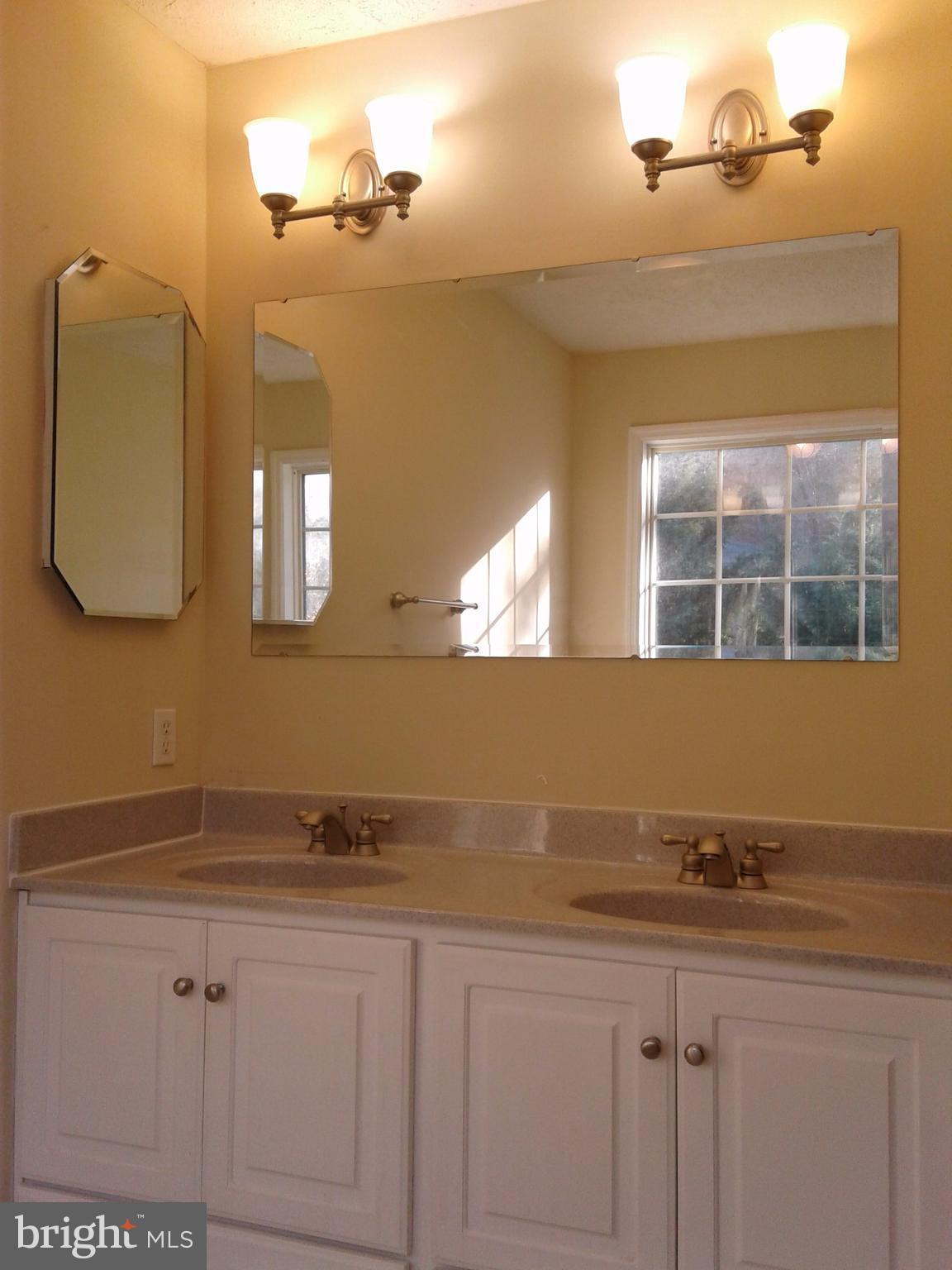 SOUTHRIDGE - Residential