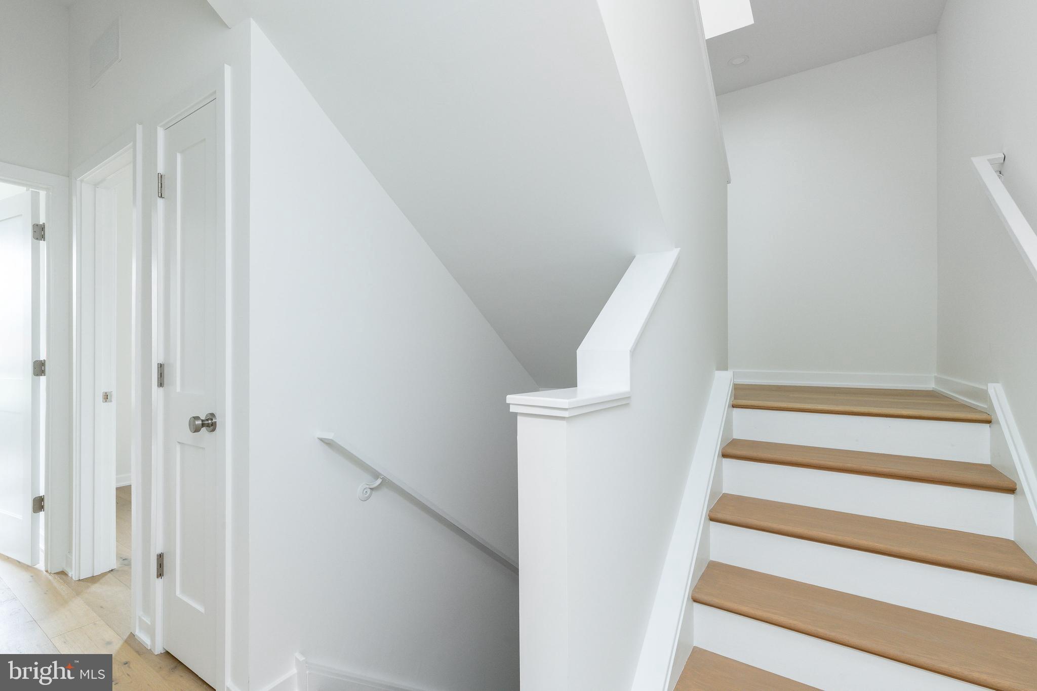 FAIRMOUNT - Residential