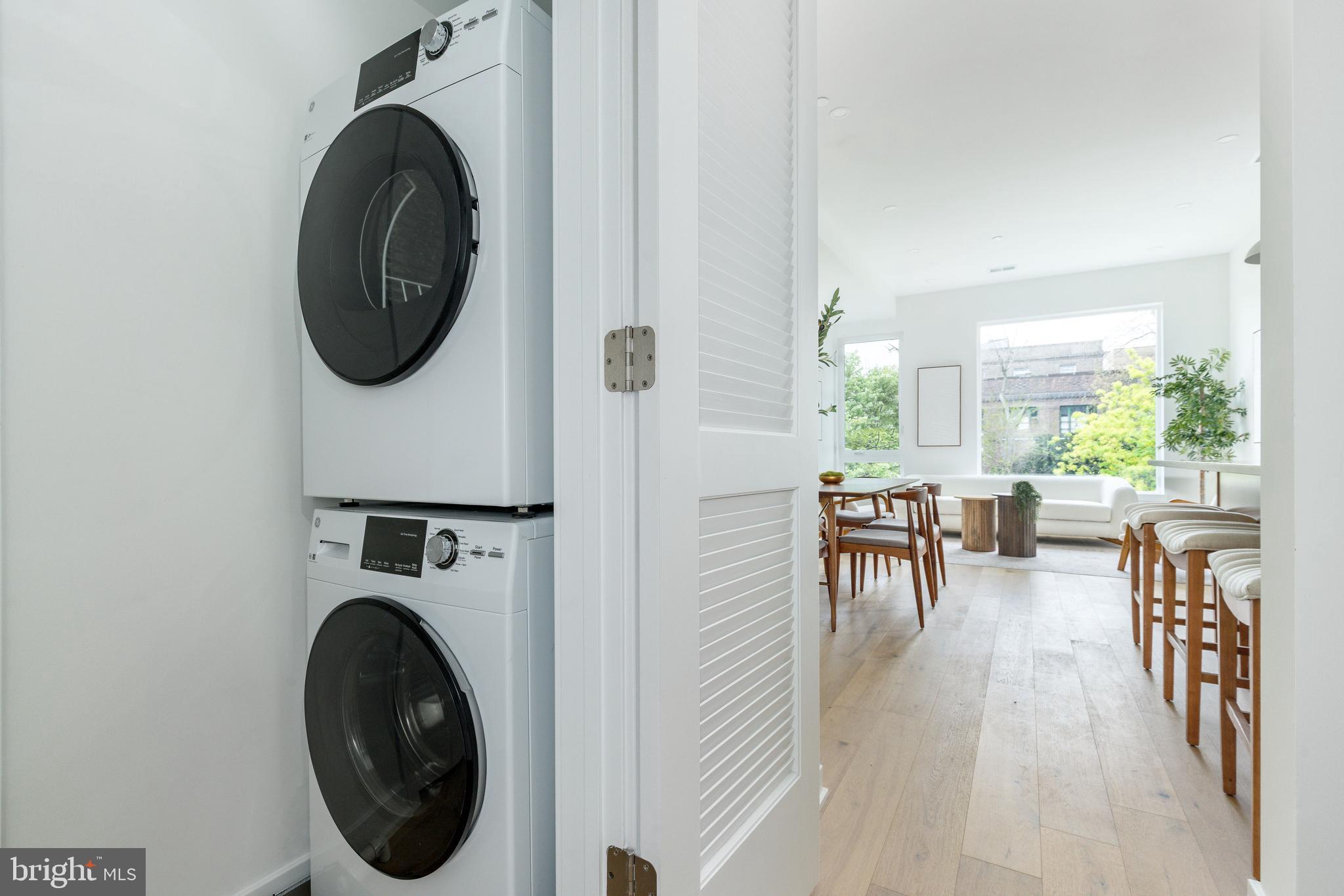 FAIRMOUNT - Residential