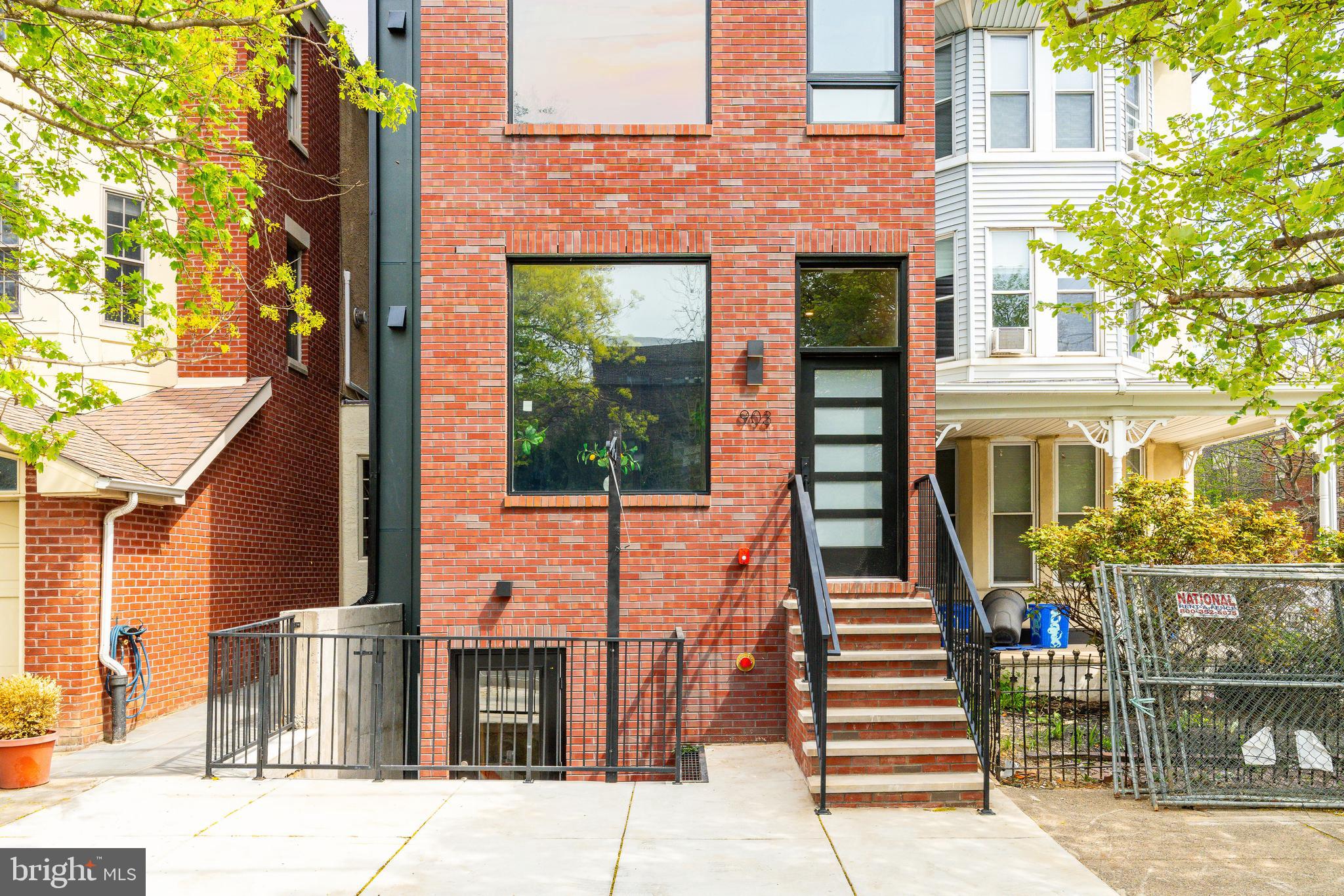 FAIRMOUNT - Residential