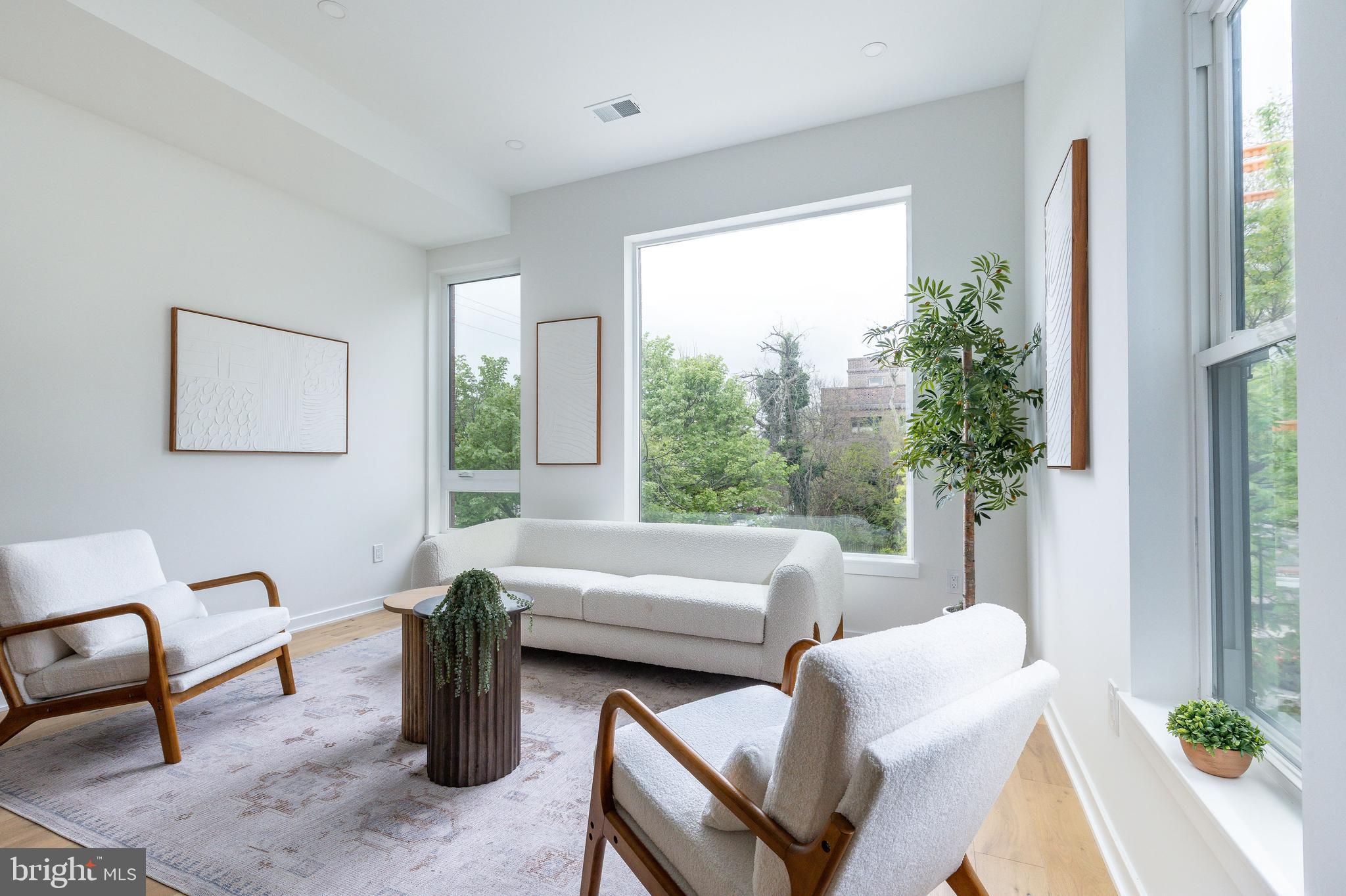 FAIRMOUNT - Residential