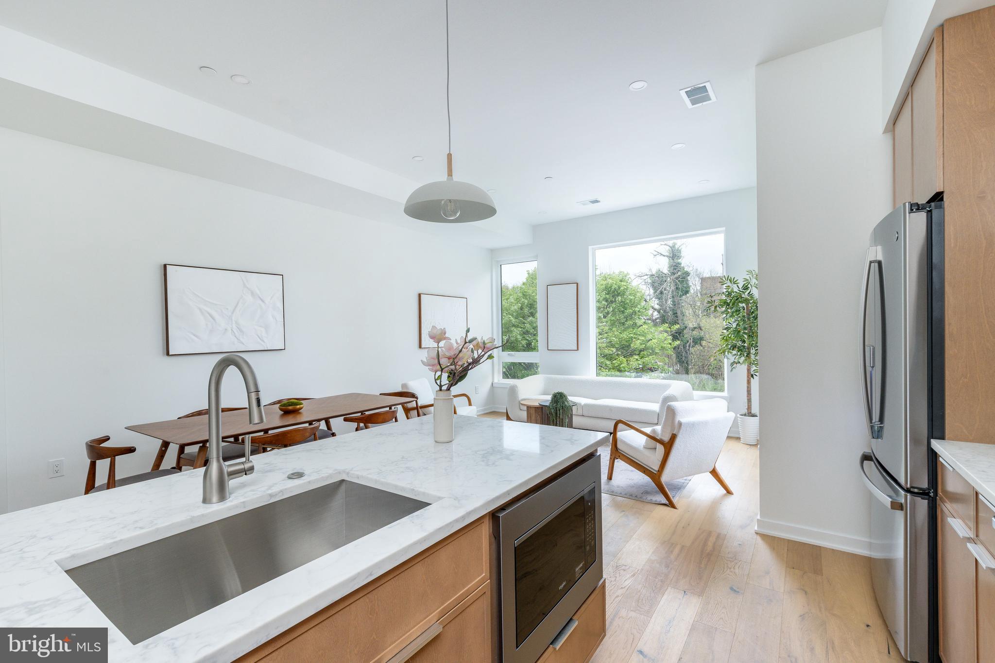 FAIRMOUNT - Residential