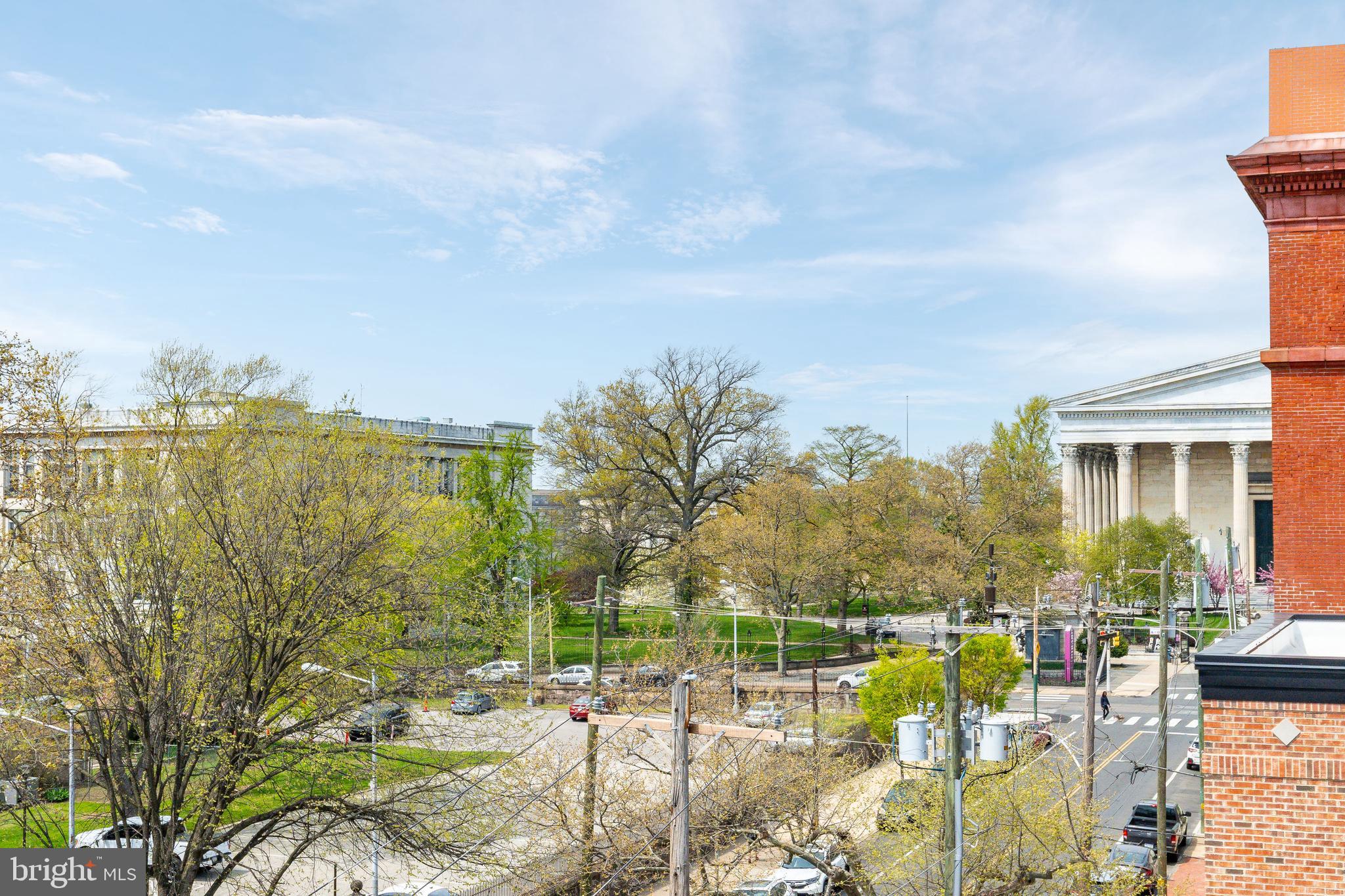 FAIRMOUNT - Residential