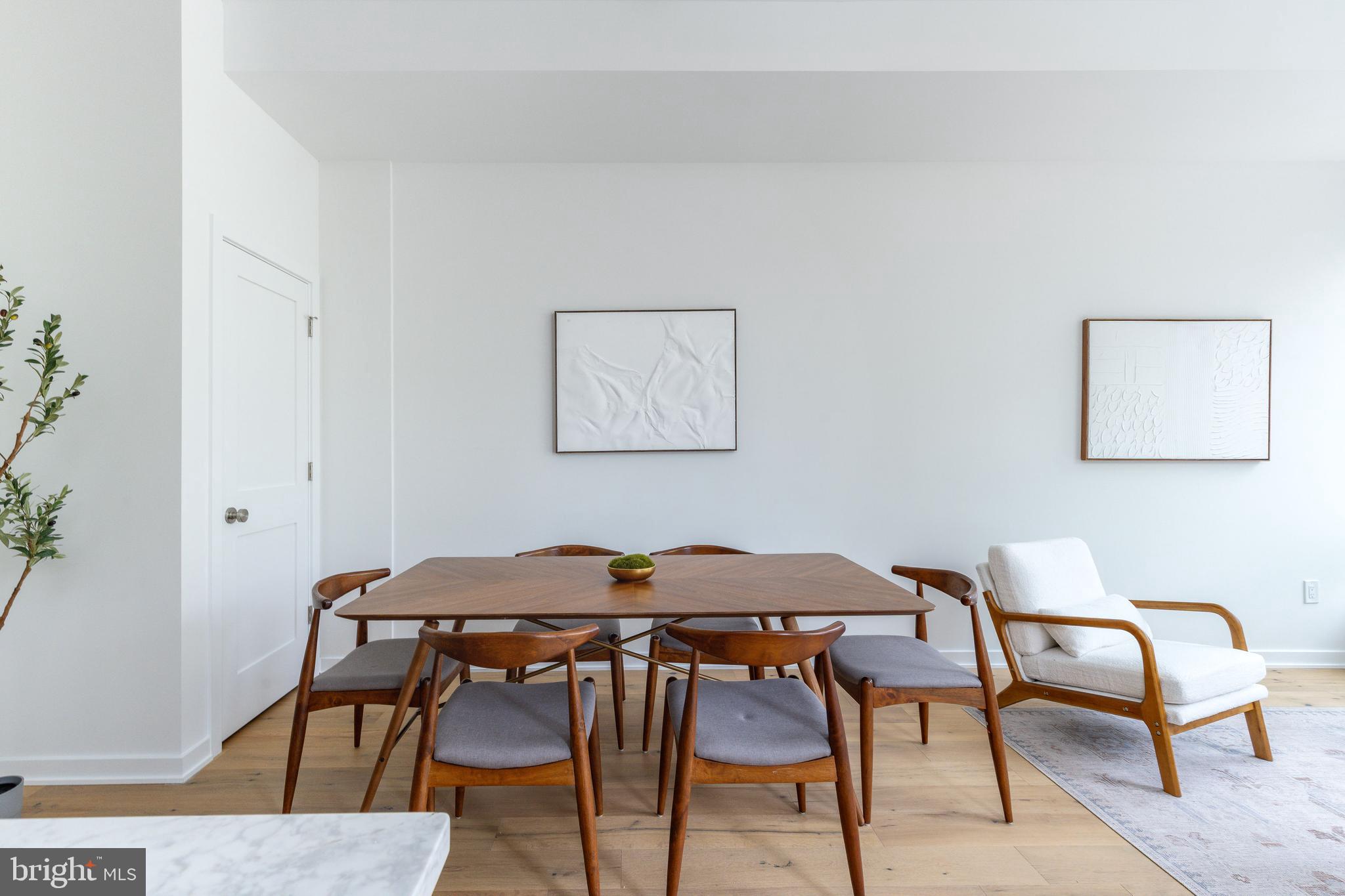 FAIRMOUNT - Residential