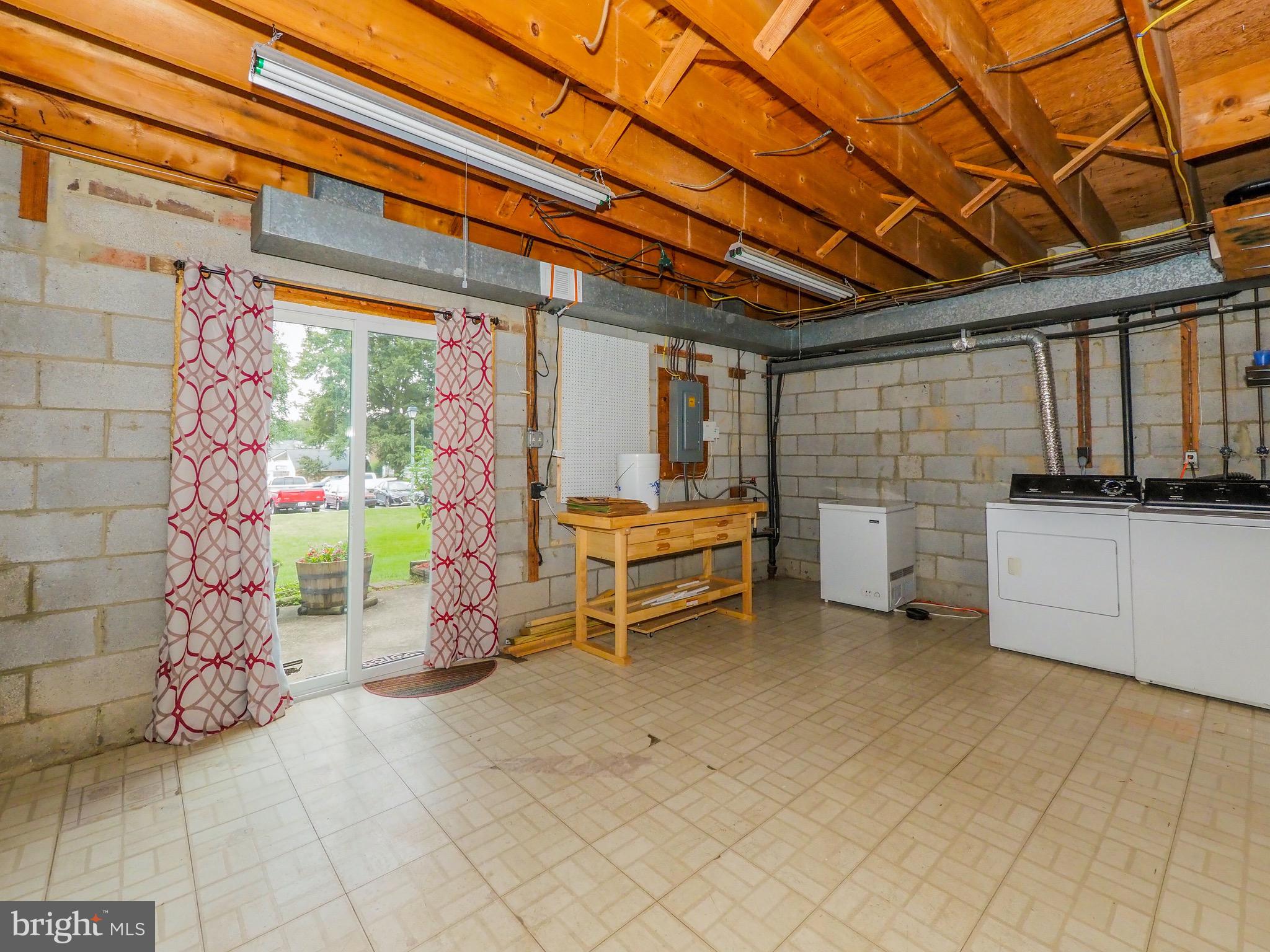 CANTERBURY RIDING - Residential