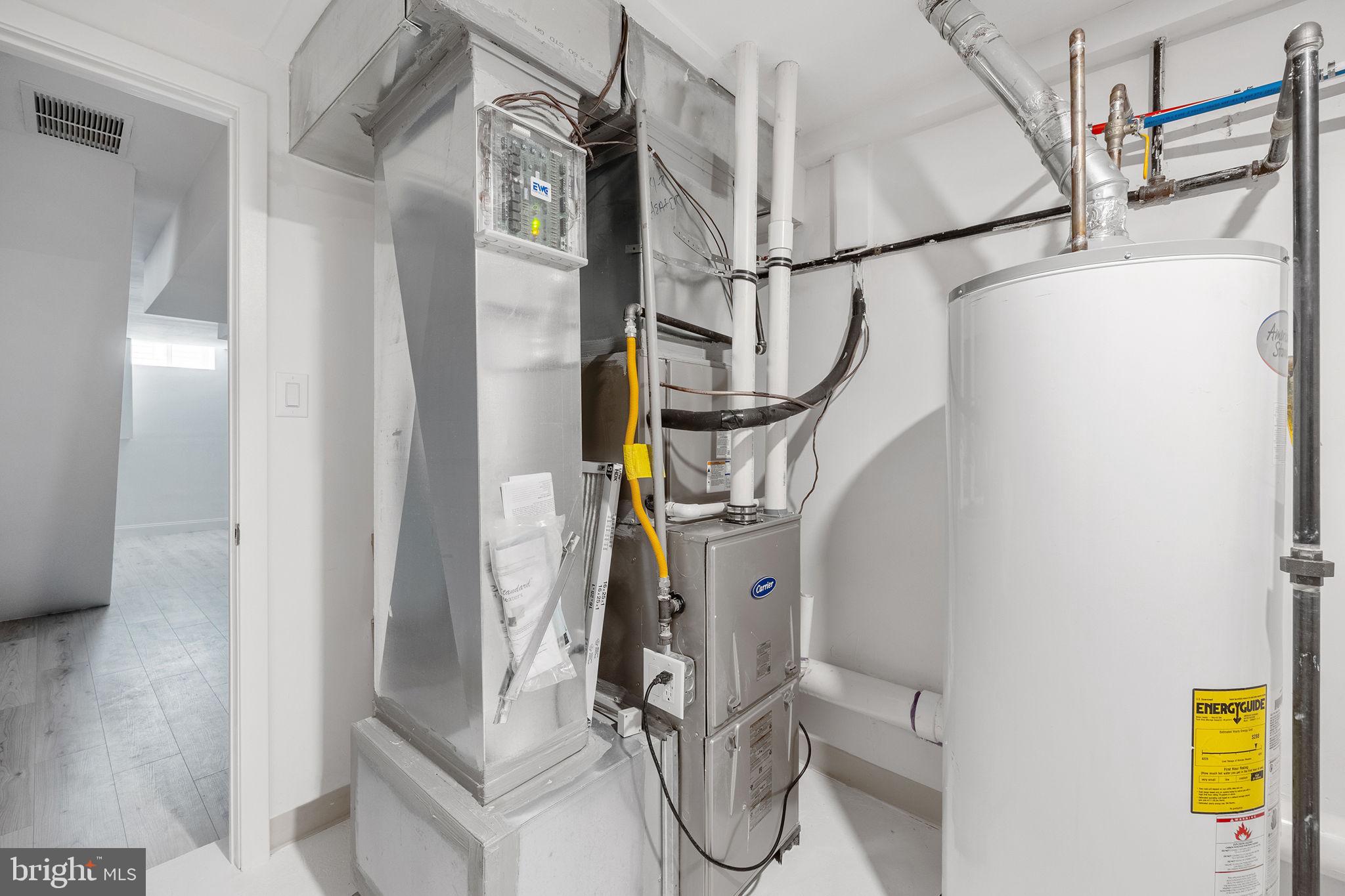 ITALIAN MARKET - Residential