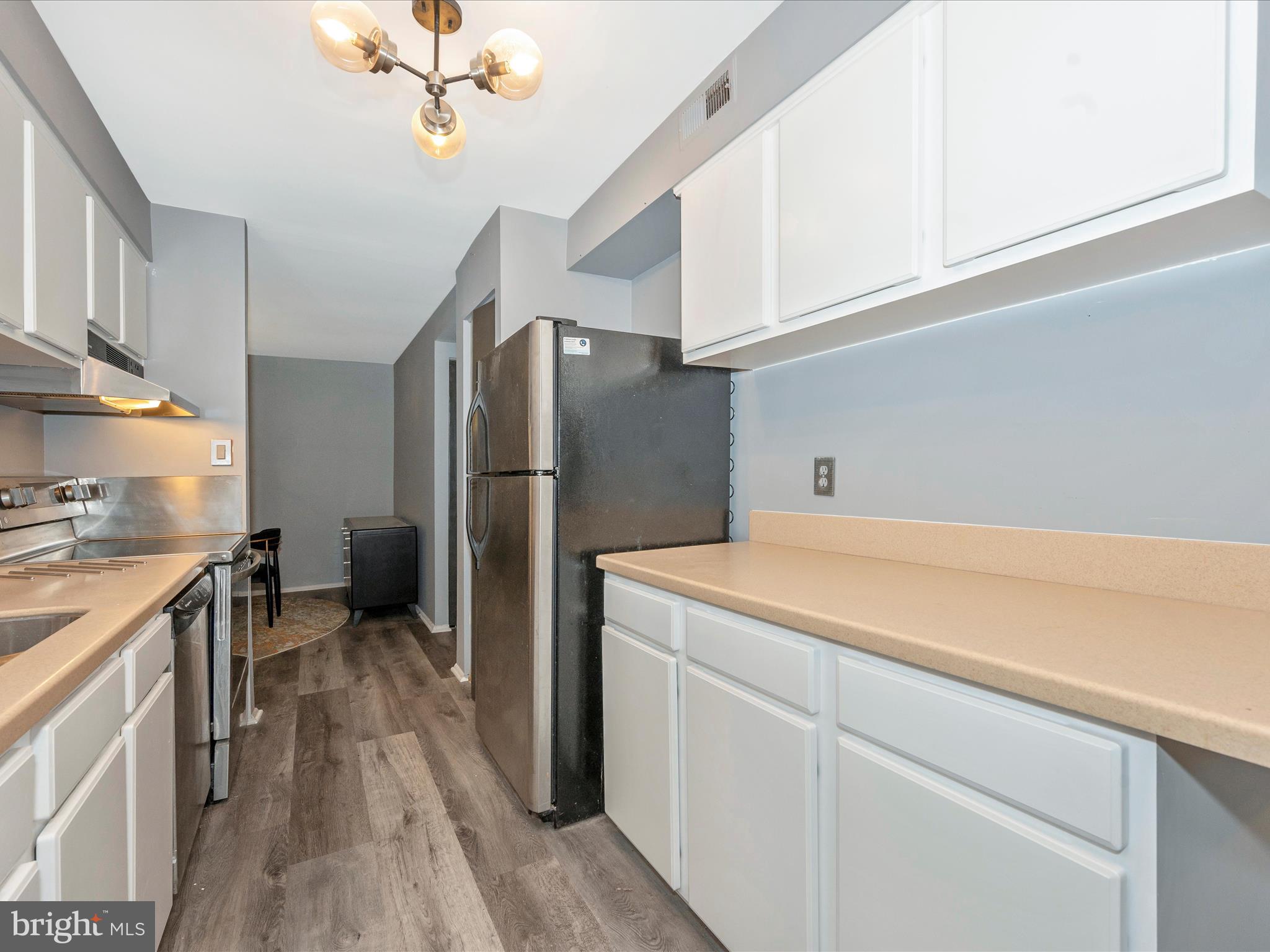 HYDE PARK - Residential