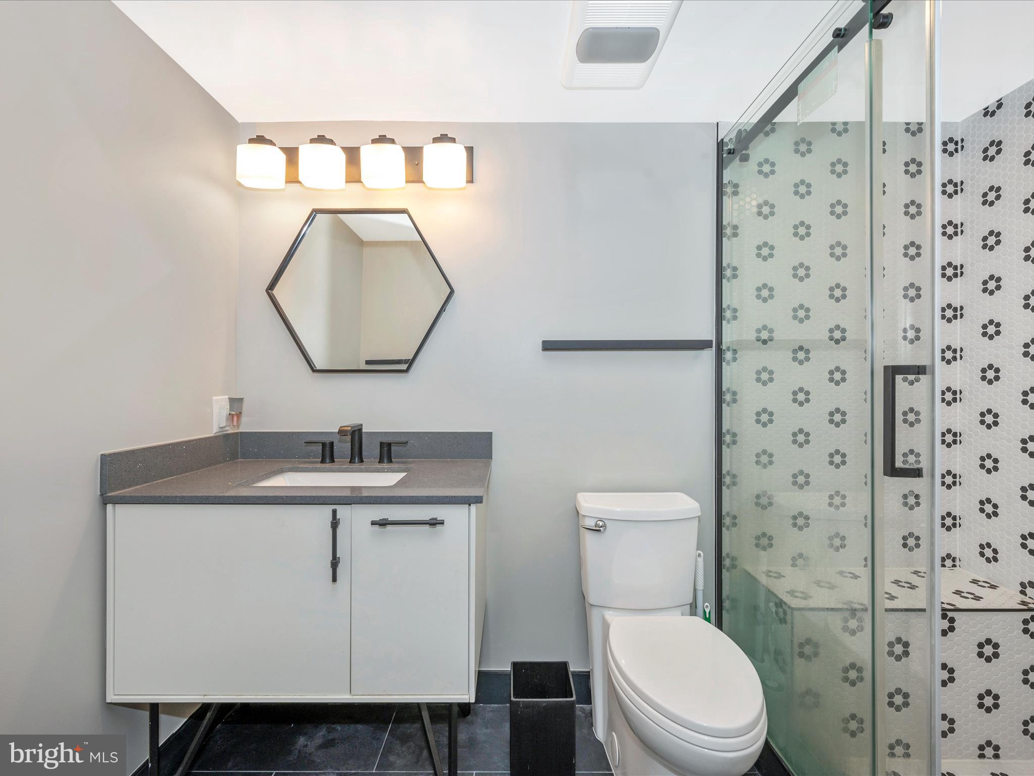 HYDE PARK - Residential