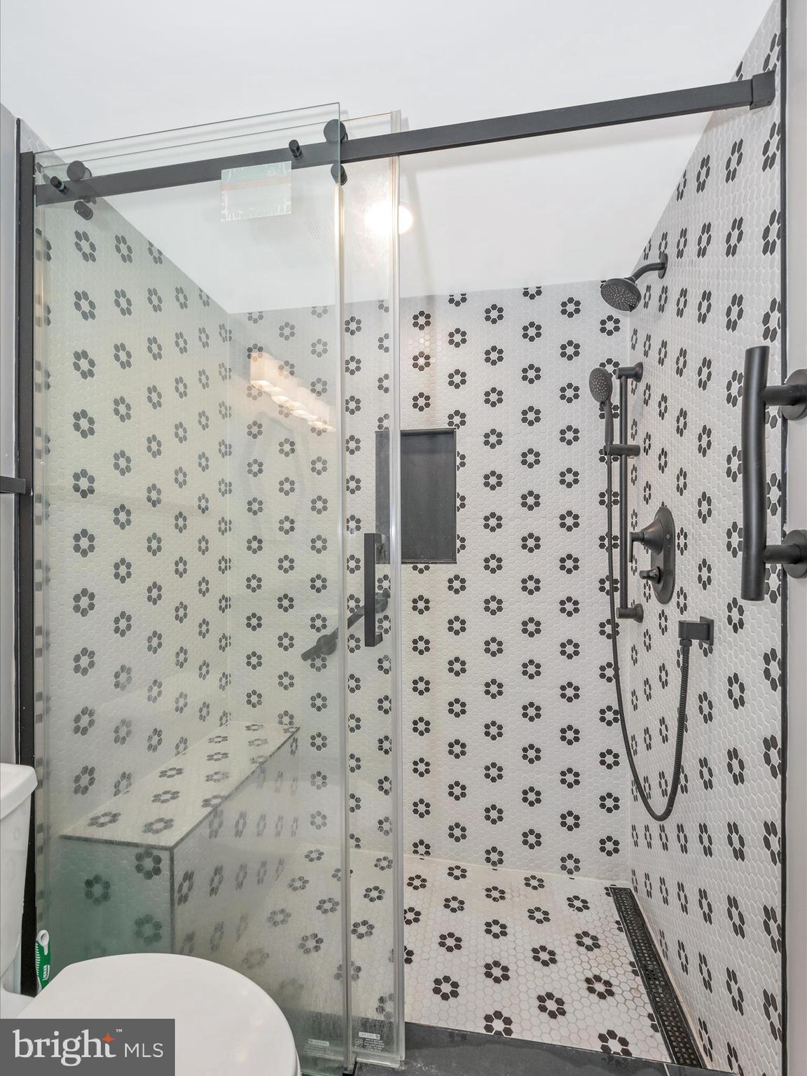 HYDE PARK - Residential