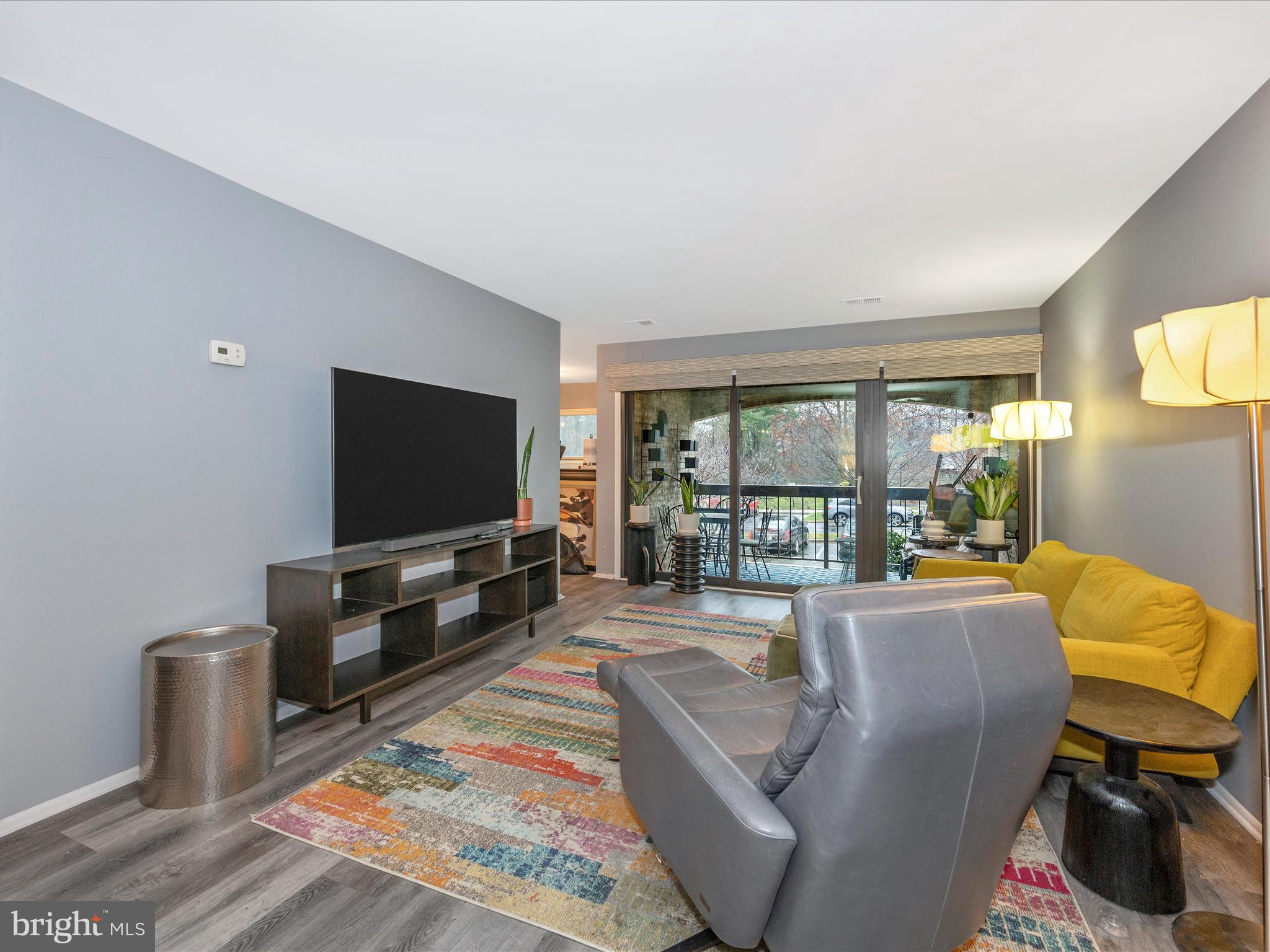 HYDE PARK - Residential