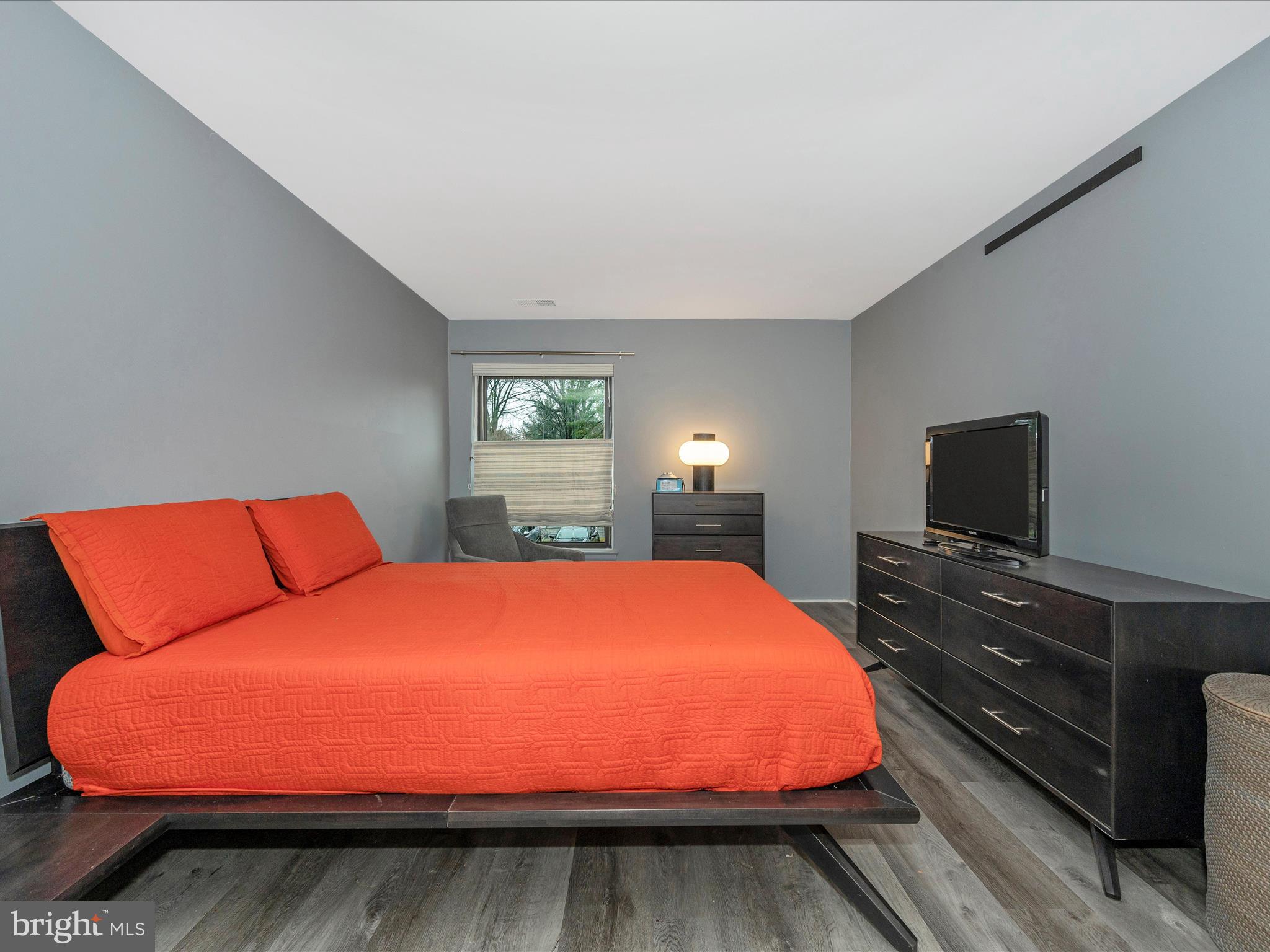 HYDE PARK - Residential