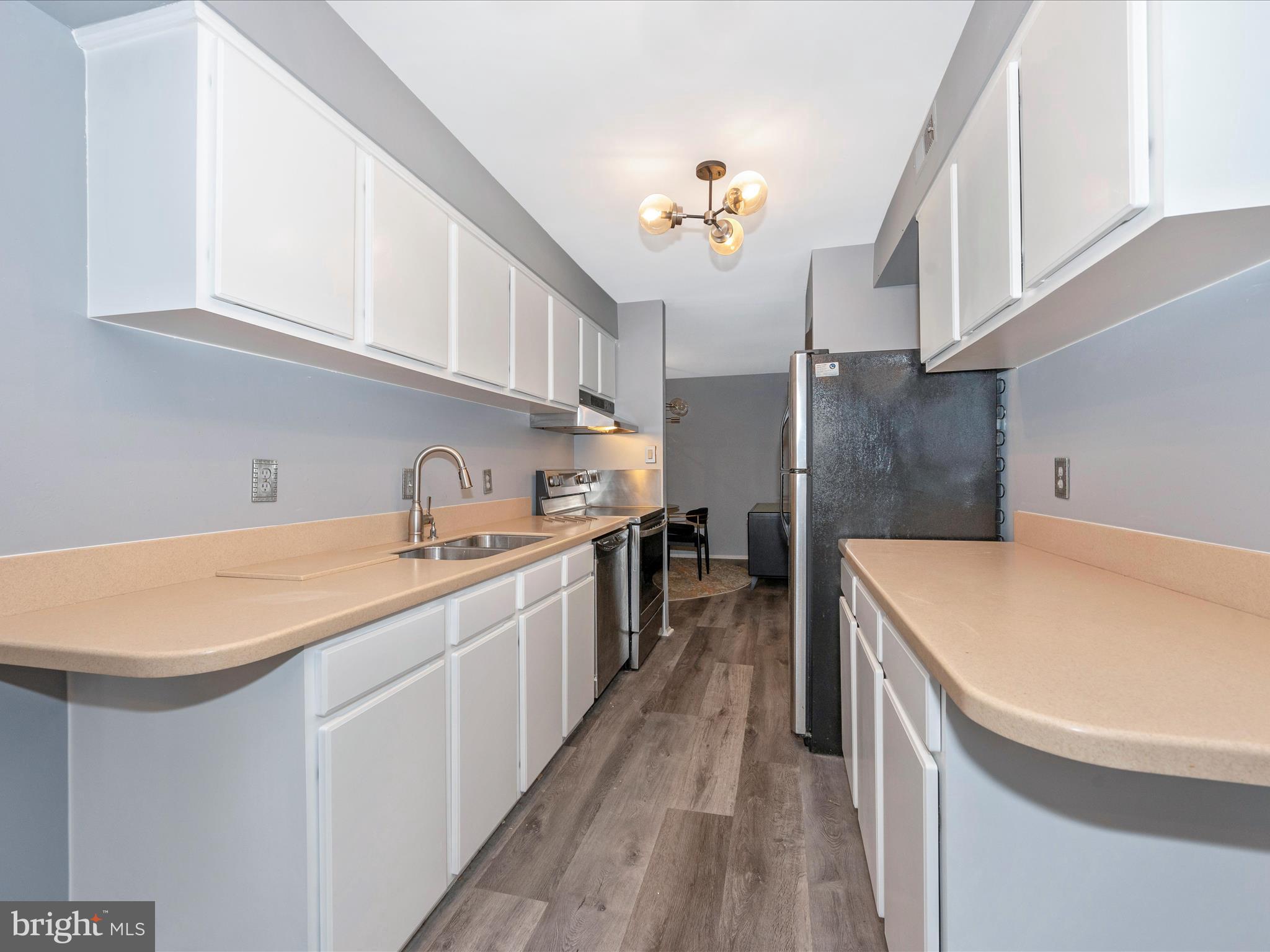 HYDE PARK - Residential