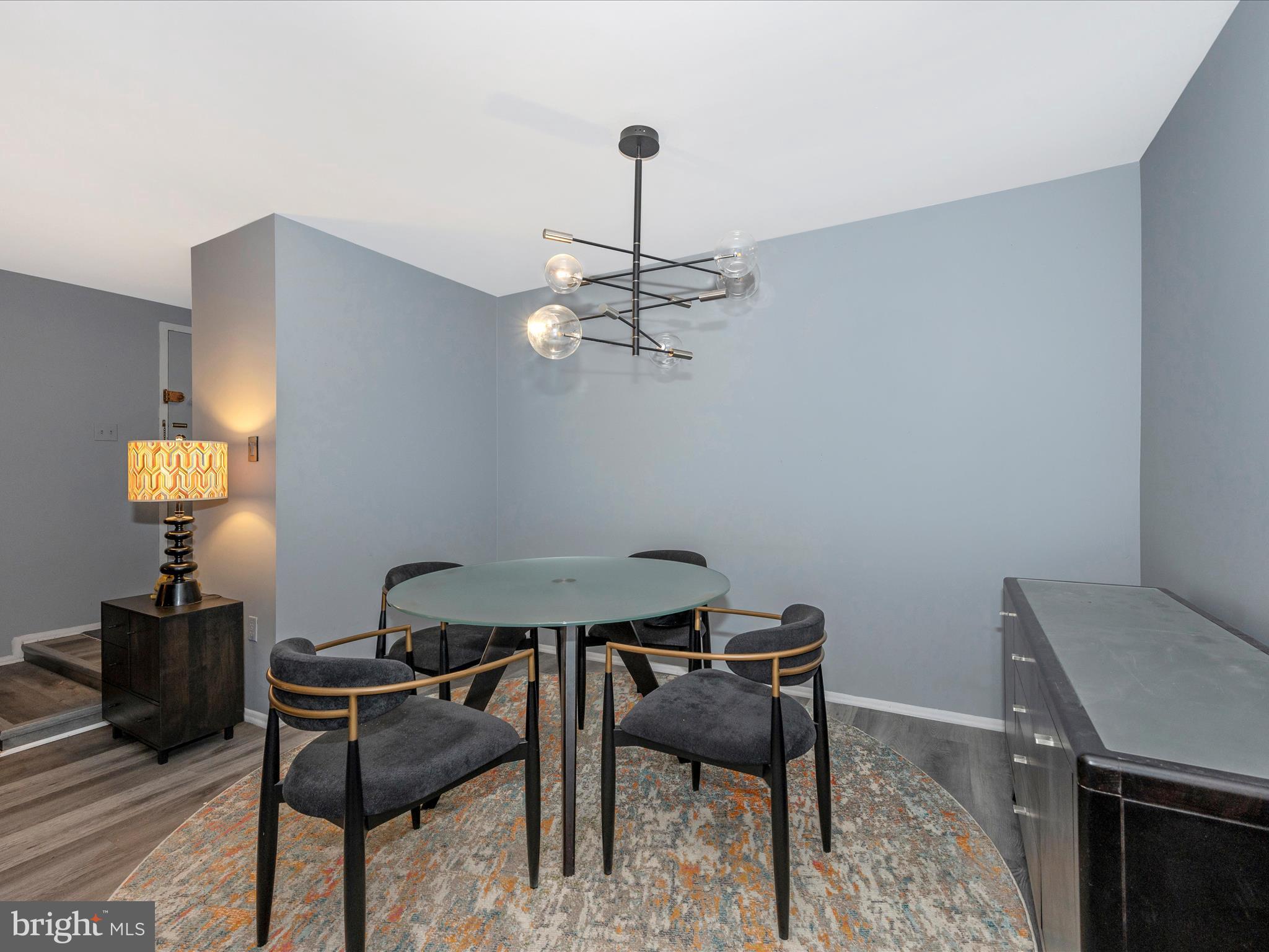 HYDE PARK - Residential