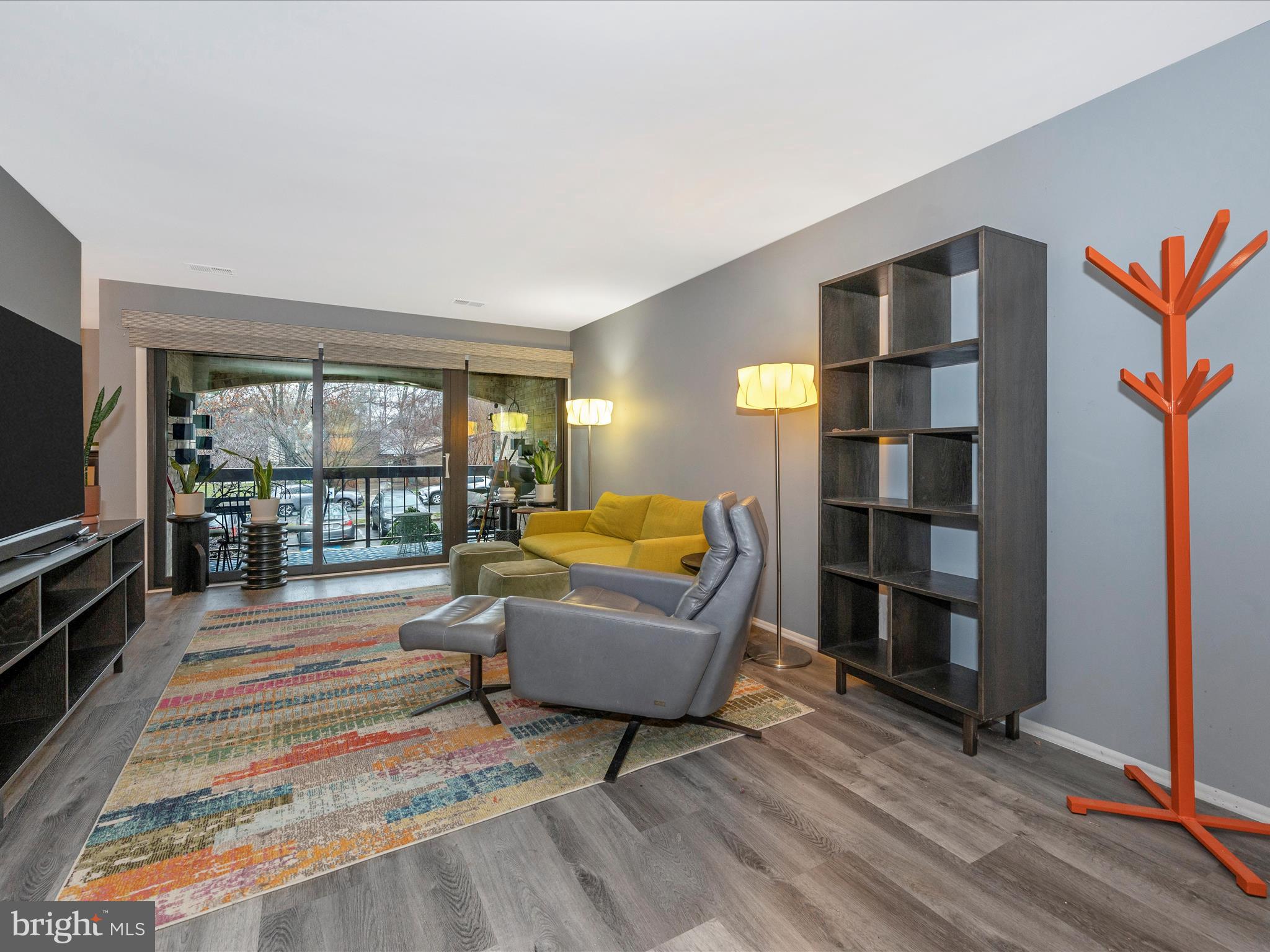 HYDE PARK - Residential