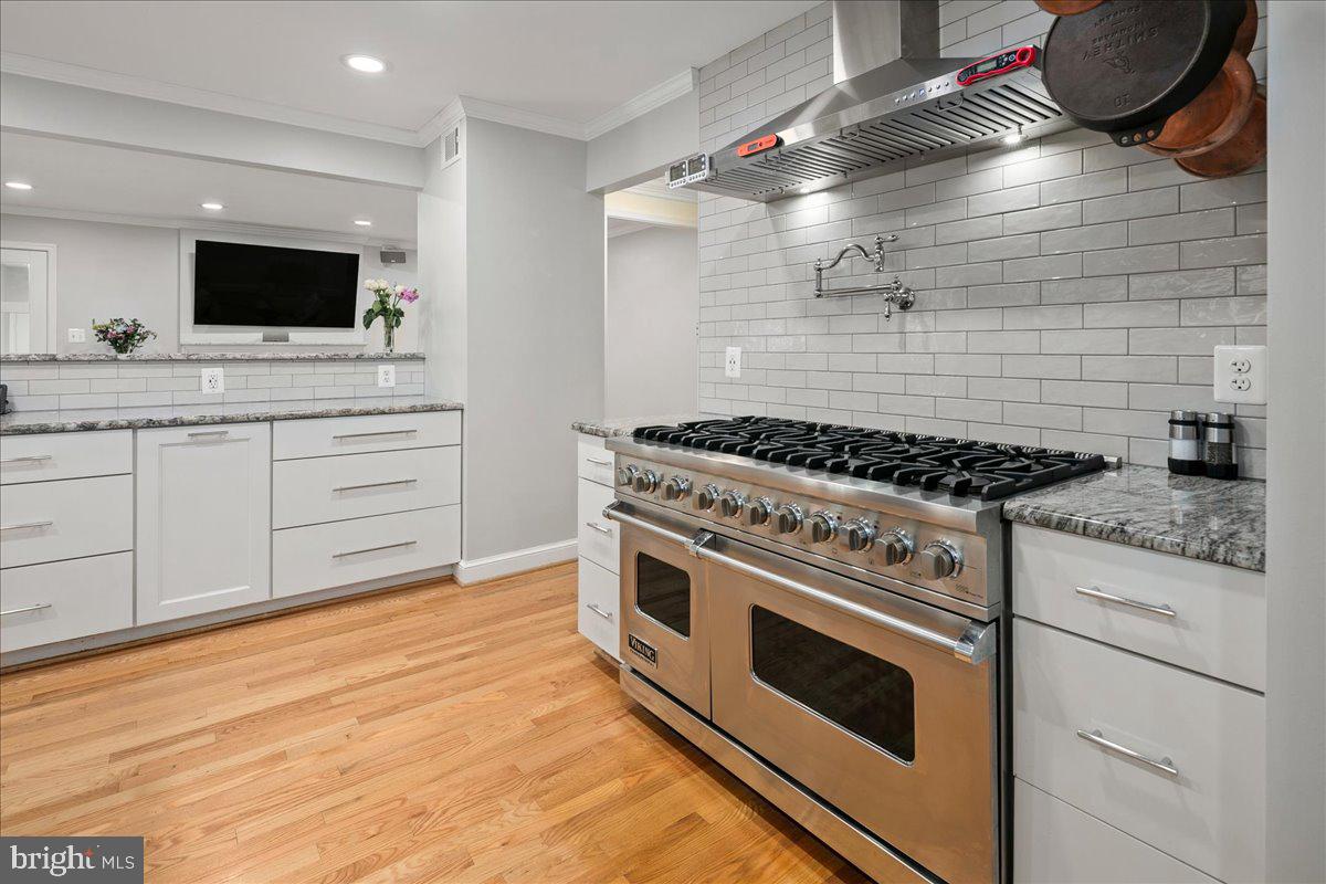 MT VERNON ON THE POTOMAC - Residential