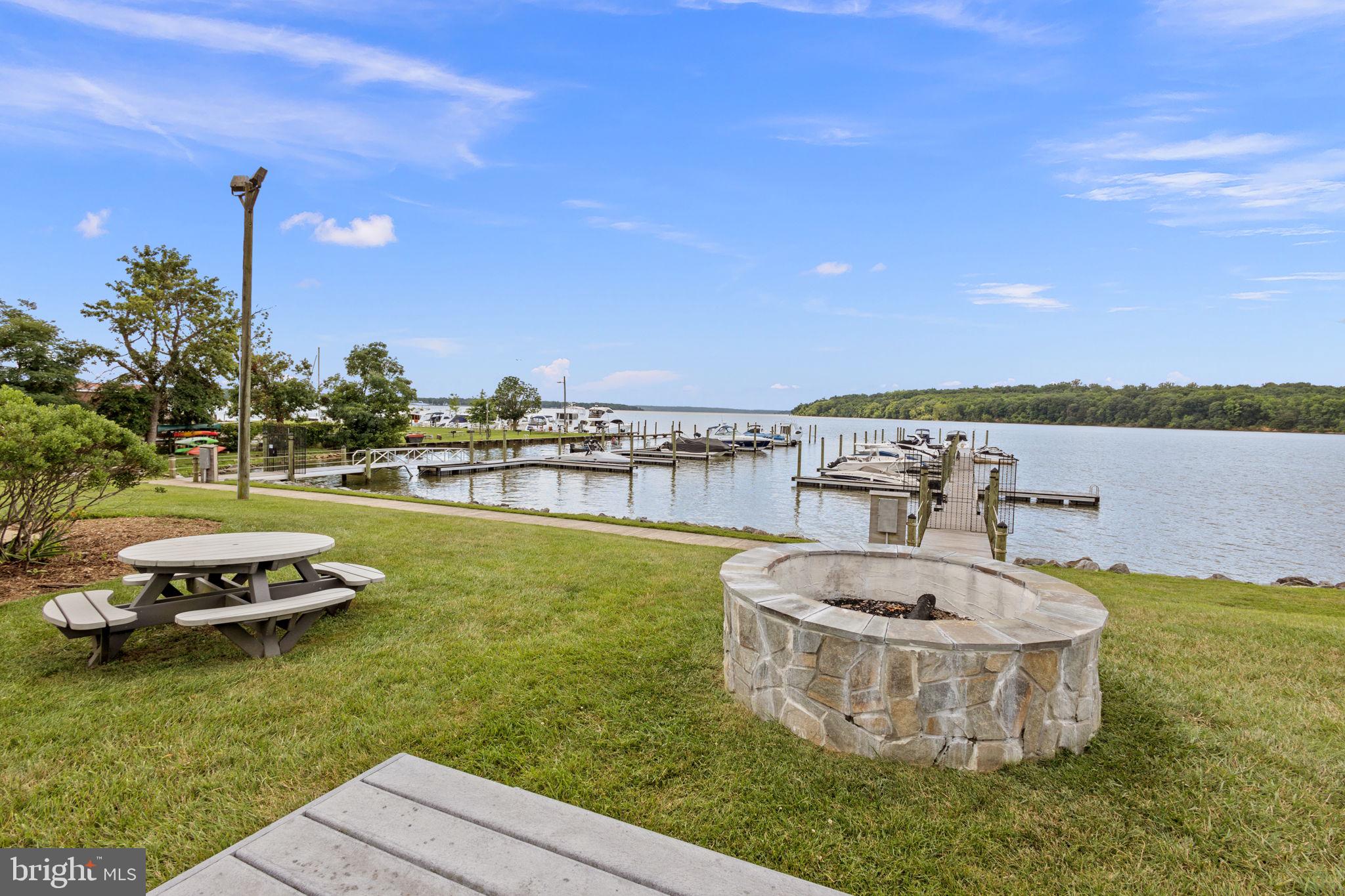 MT VERNON ON THE POTOMAC - Residential