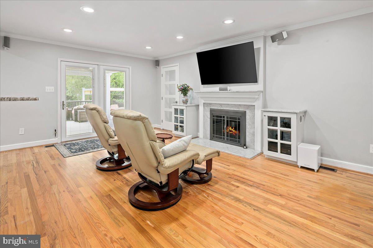 MT VERNON ON THE POTOMAC - Residential