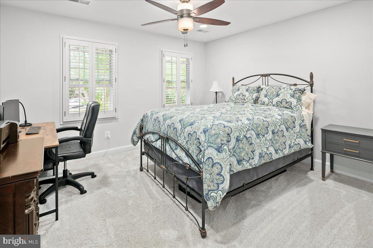 MT VERNON ON THE POTOMAC - Residential