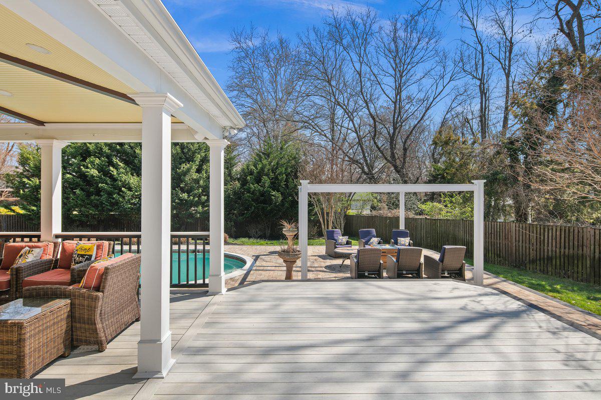 MT VERNON ON THE POTOMAC - Residential