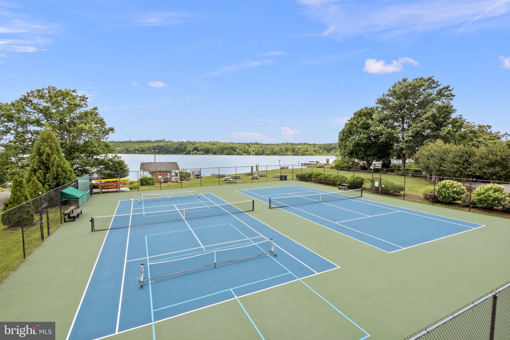 MT VERNON ON THE POTOMAC - Residential