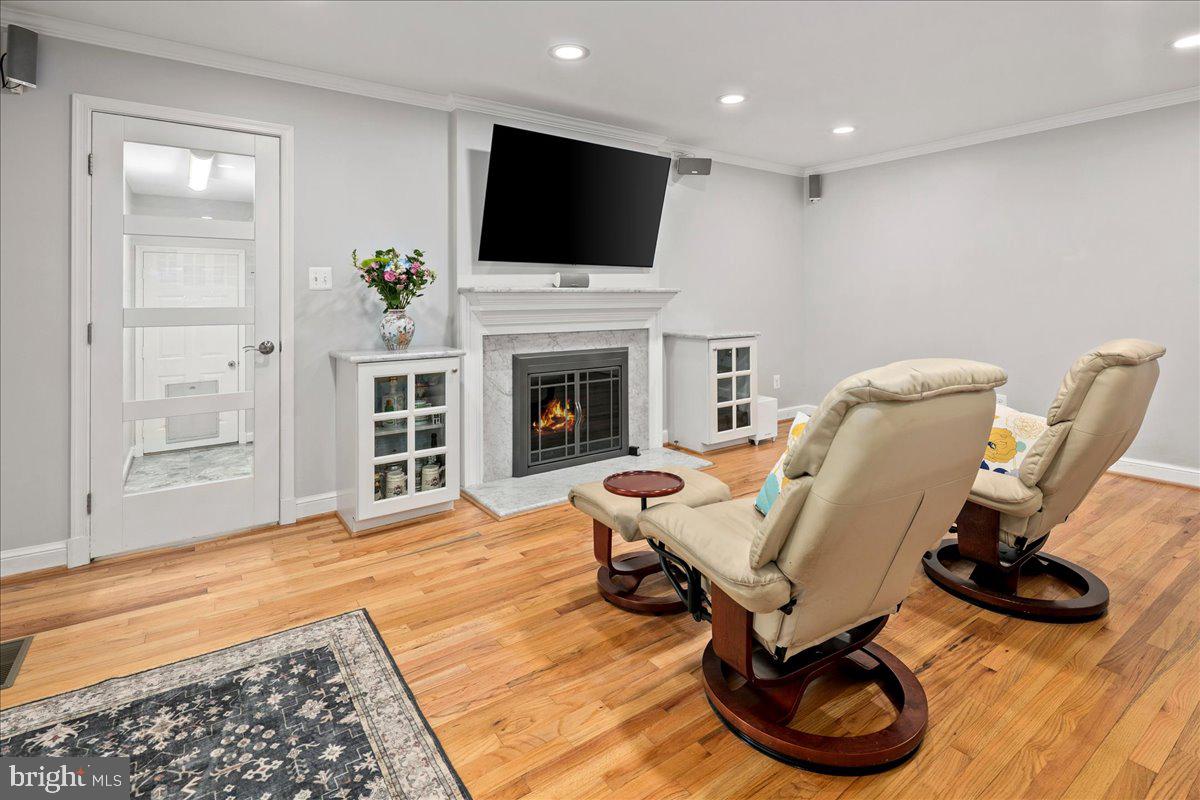 MT VERNON ON THE POTOMAC - Residential