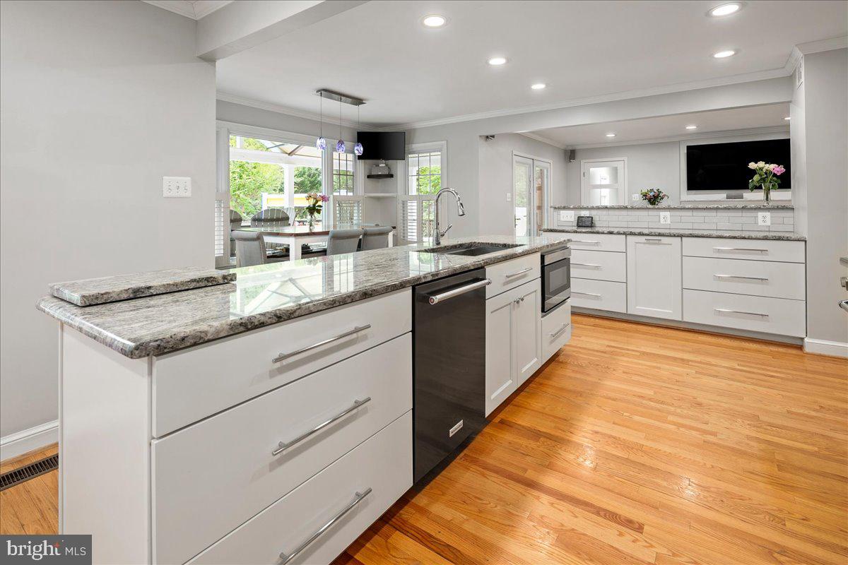 MT VERNON ON THE POTOMAC - Residential