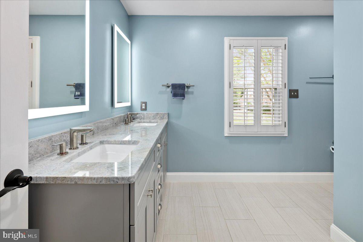 MT VERNON ON THE POTOMAC - Residential