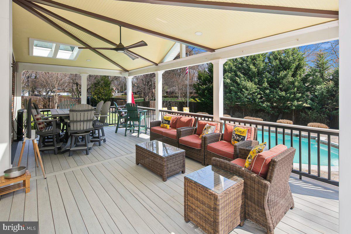 MT VERNON ON THE POTOMAC - Residential