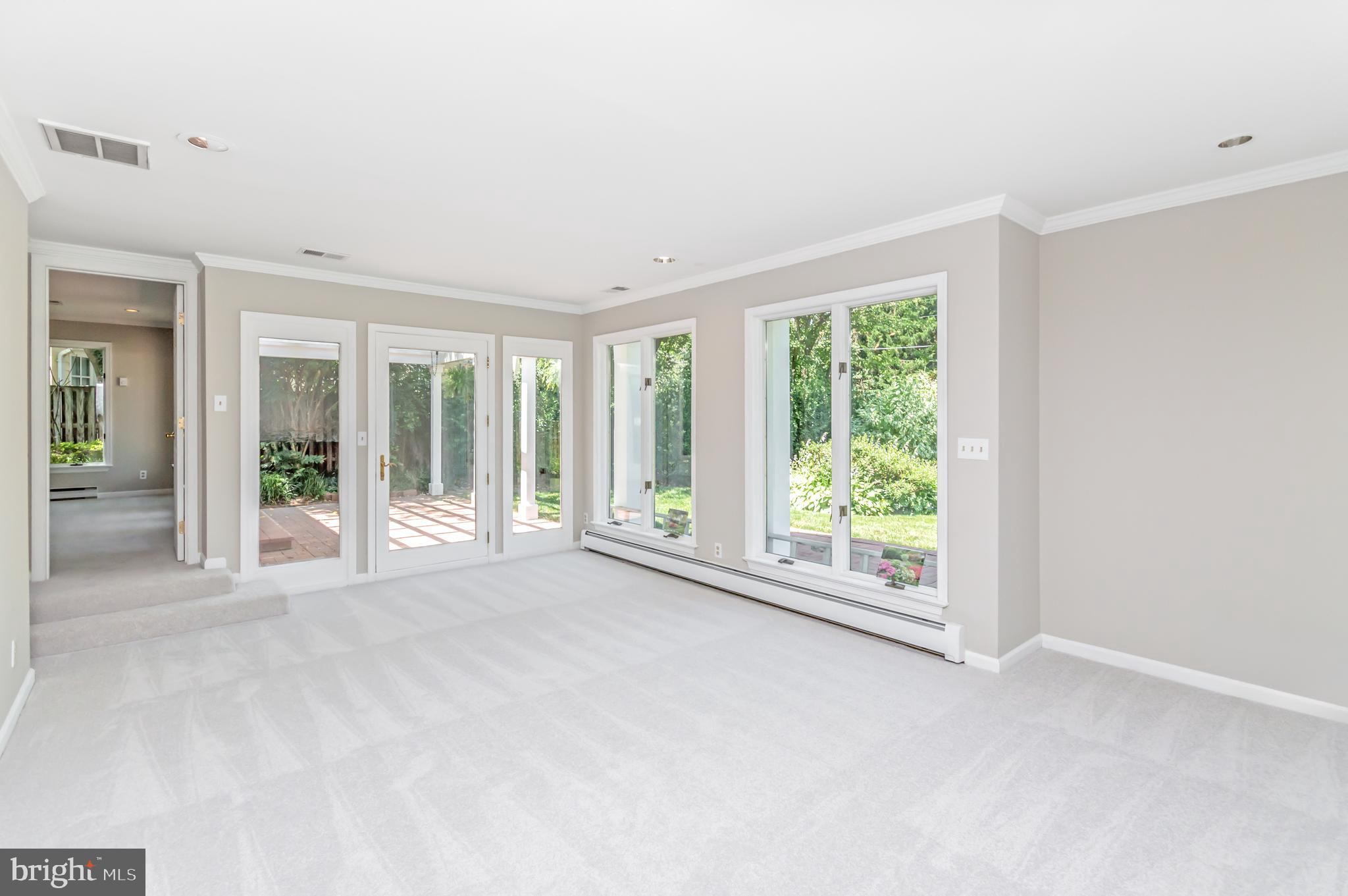 BEVERLY HILLS - Residential