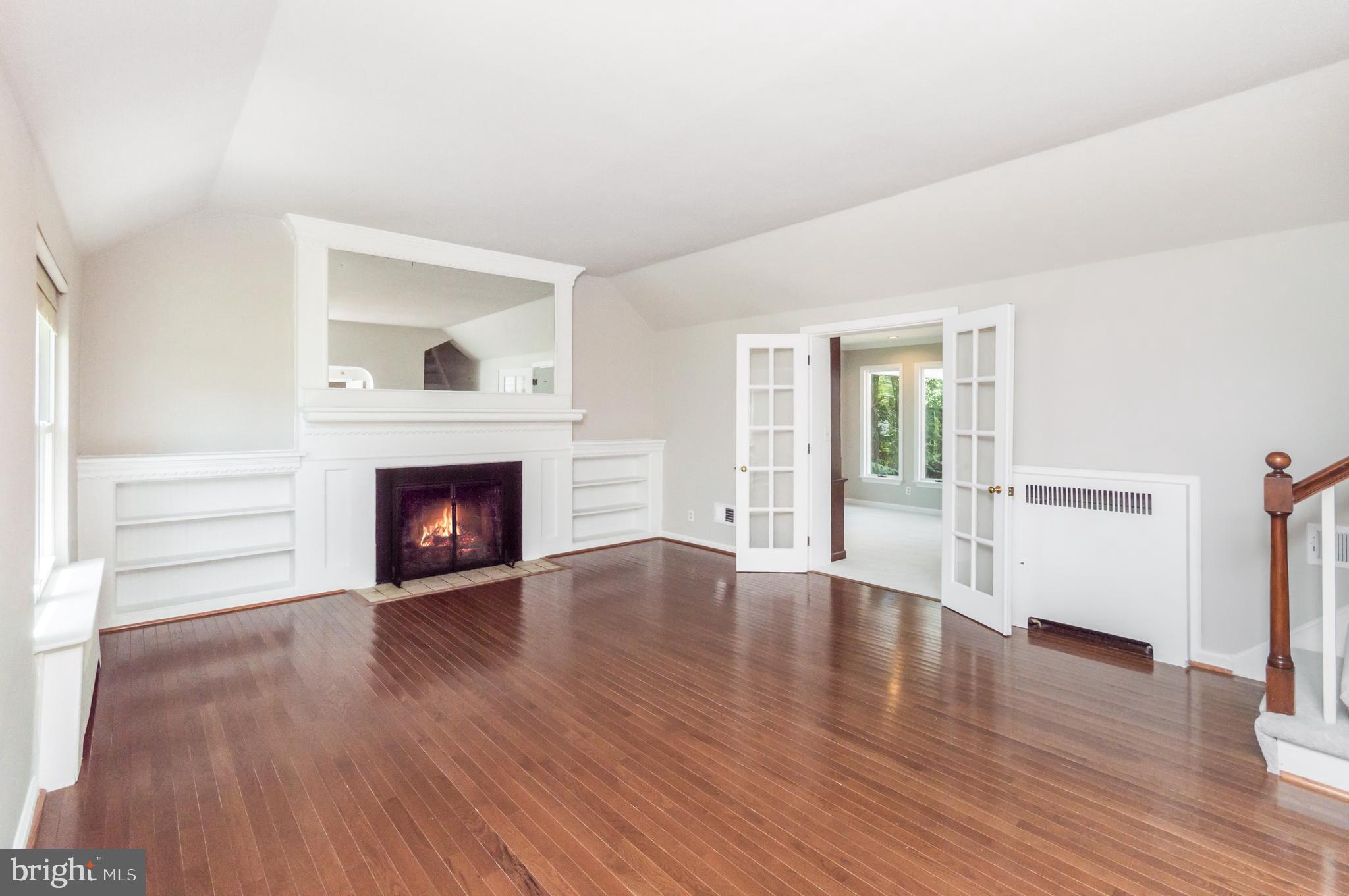 BEVERLY HILLS - Residential