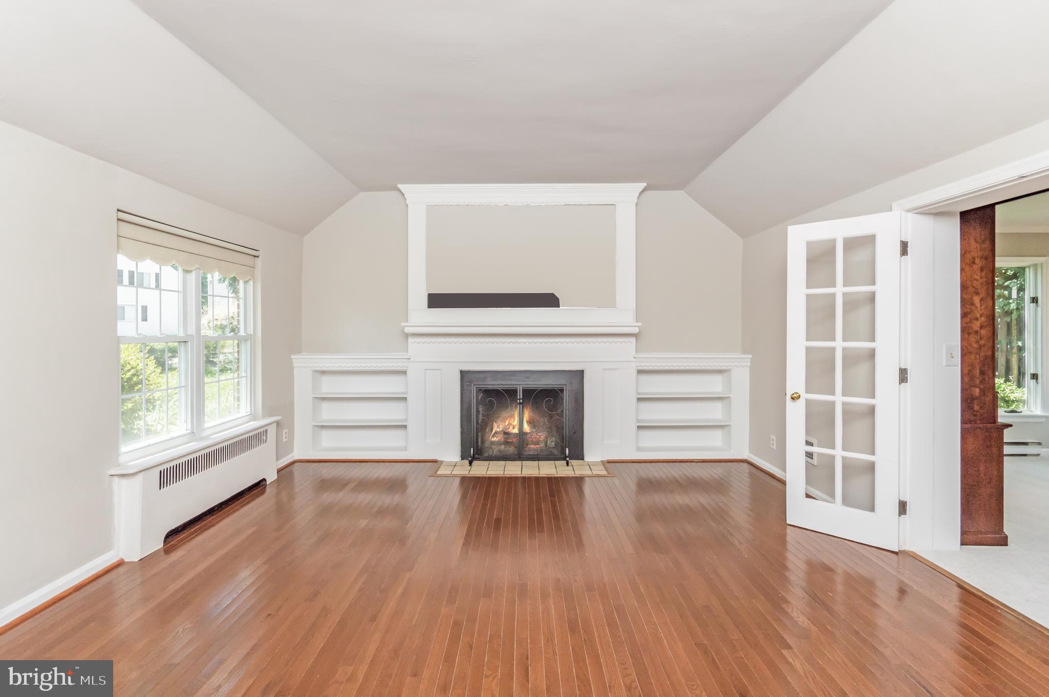 BEVERLY HILLS - Residential