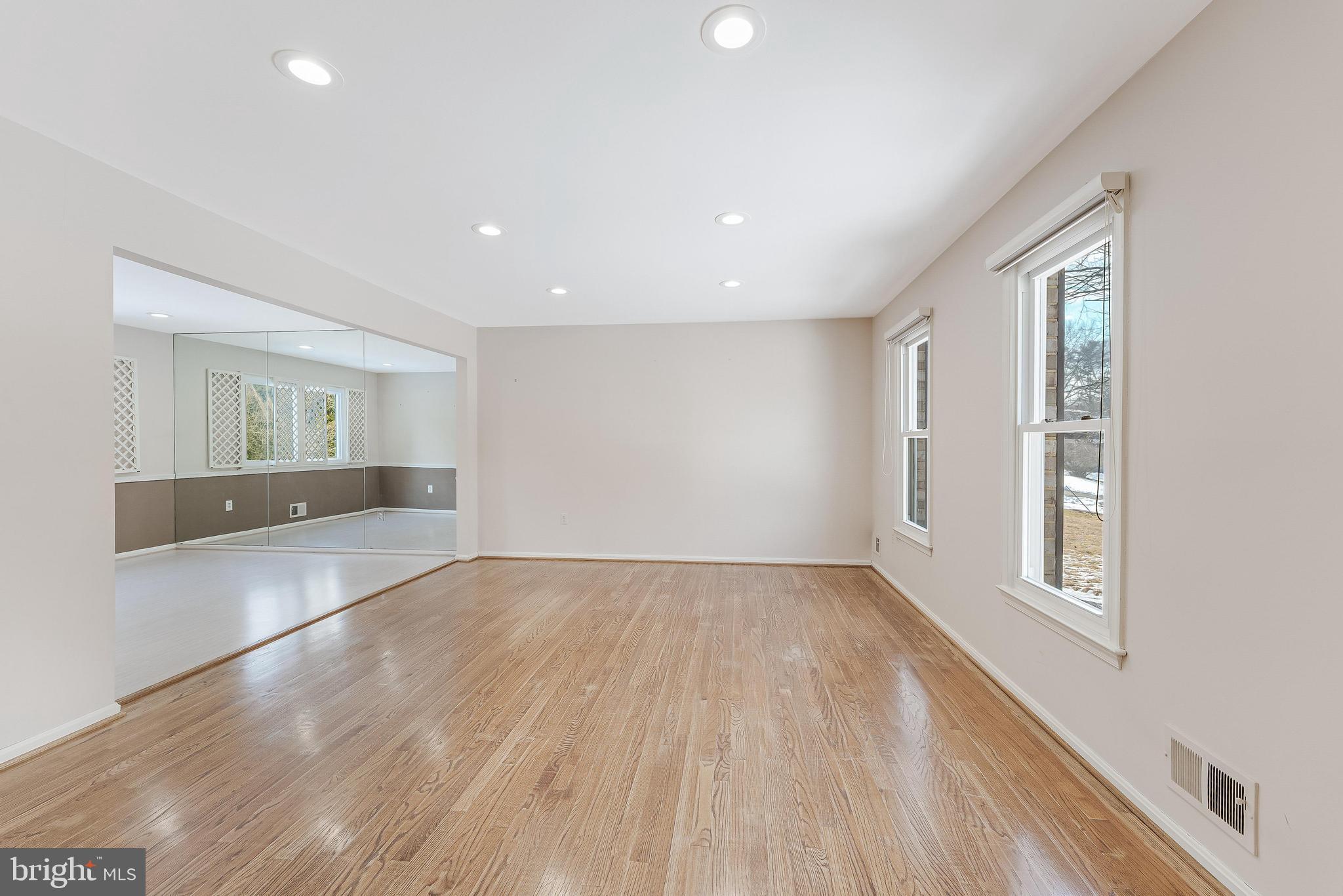 BEDFORDSHIRE - Residential