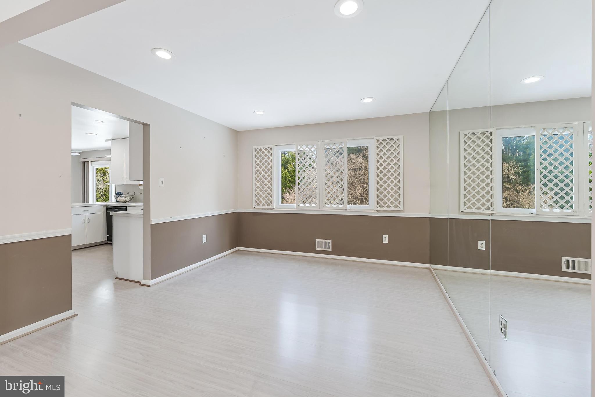 BEDFORDSHIRE - Residential