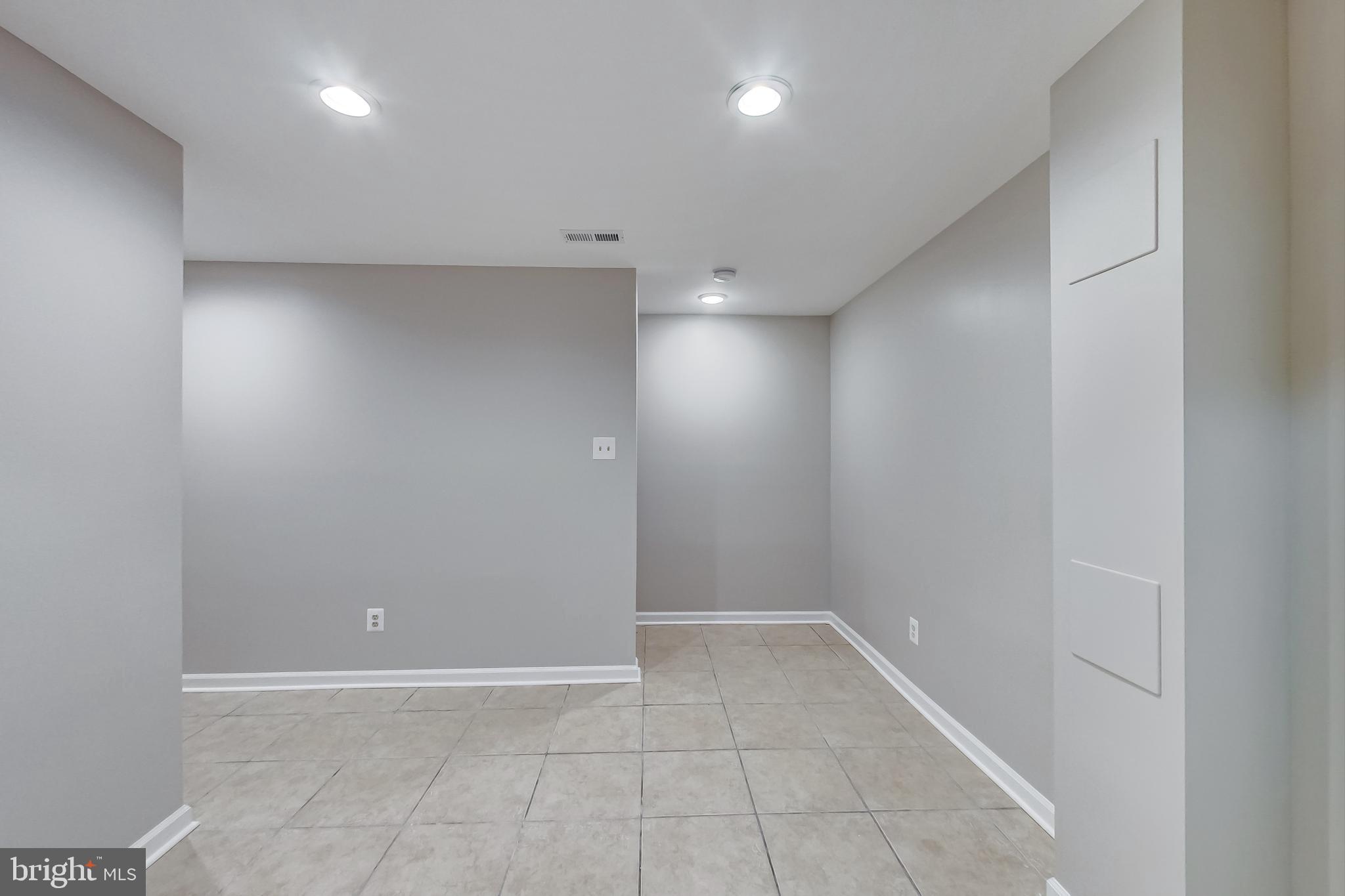 WOODSTONE - Residential