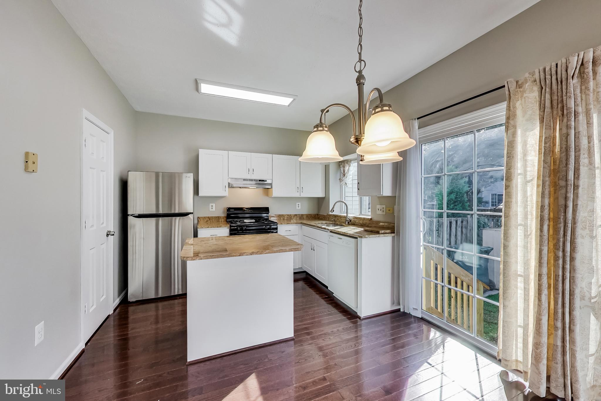 WOODSTONE - Residential