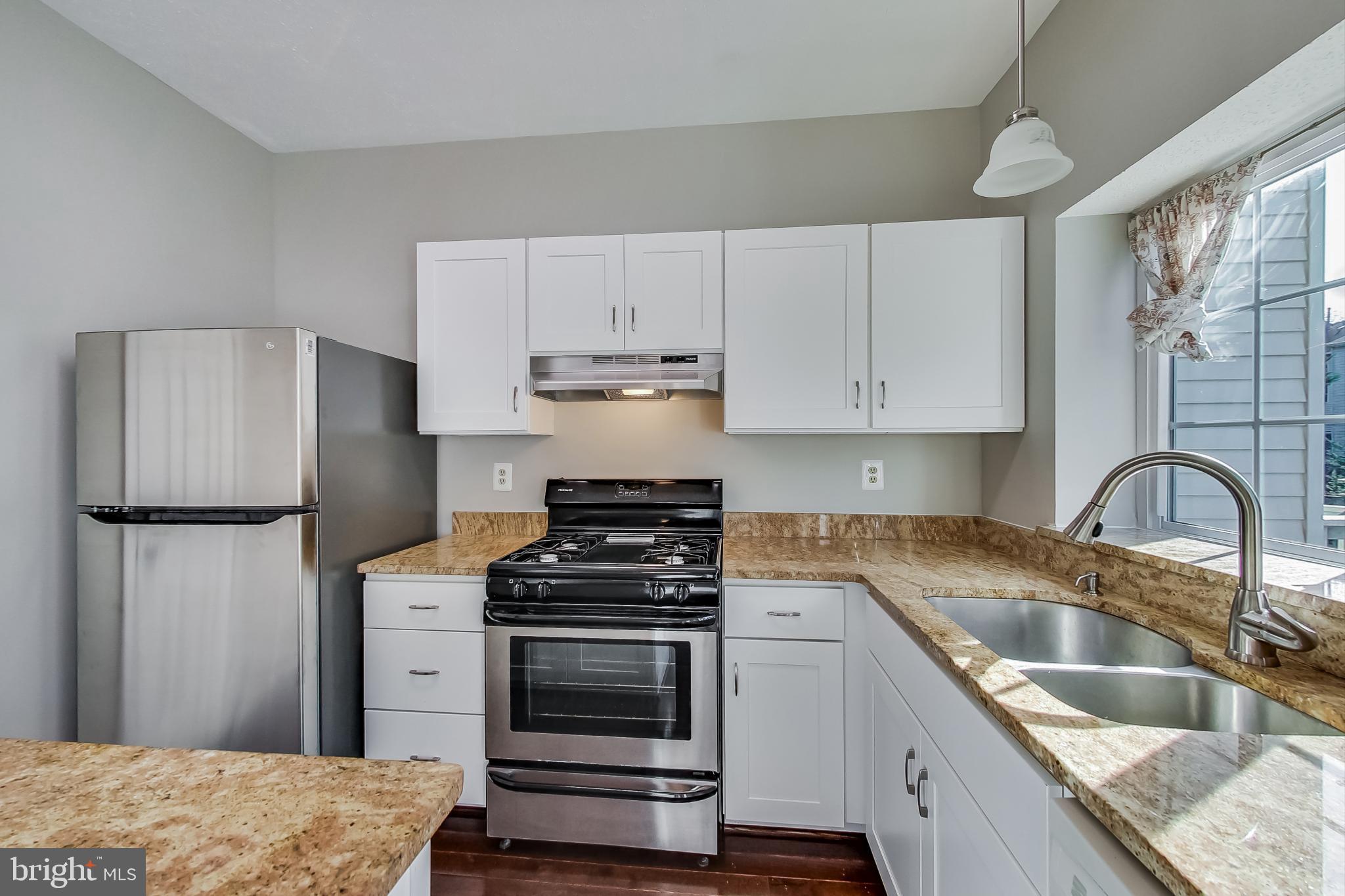 WOODSTONE - Residential