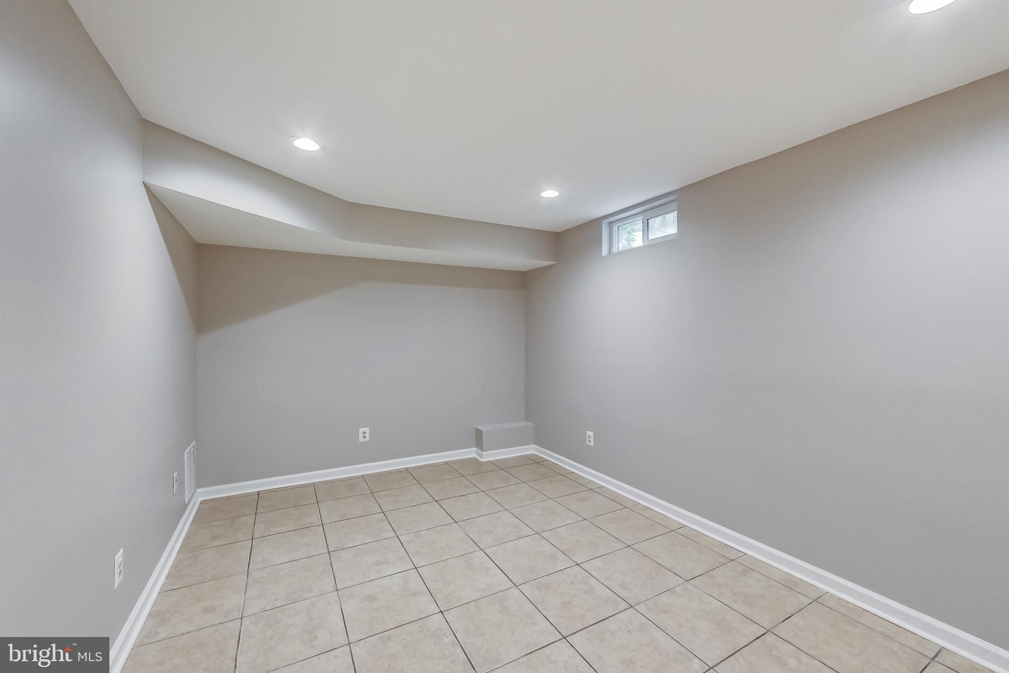 WOODSTONE - Residential