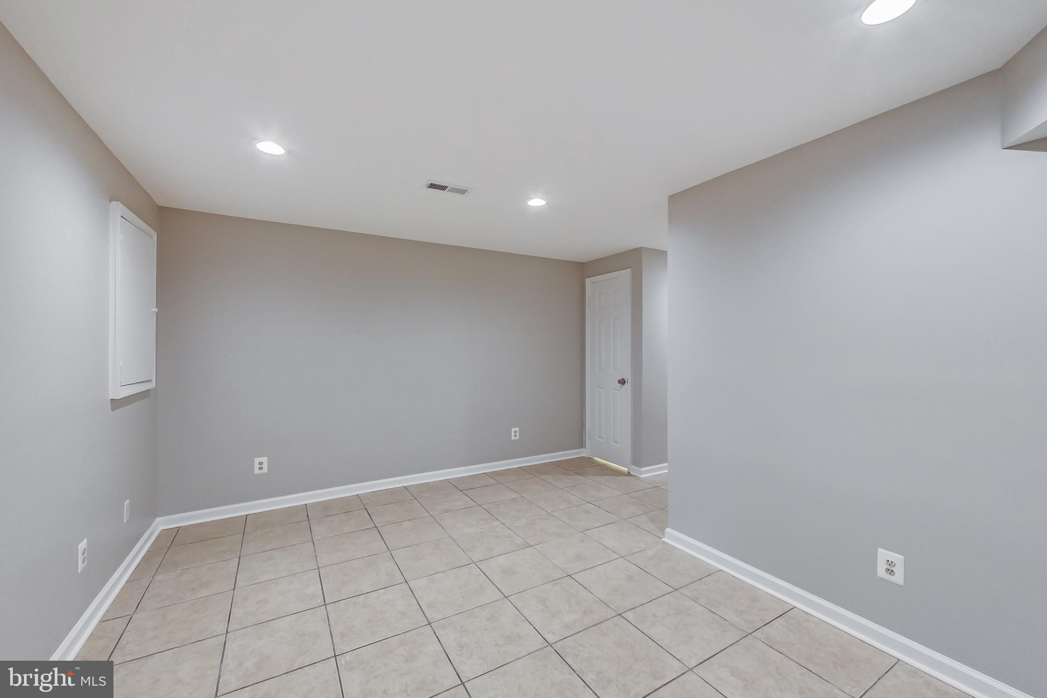 WOODSTONE - Residential