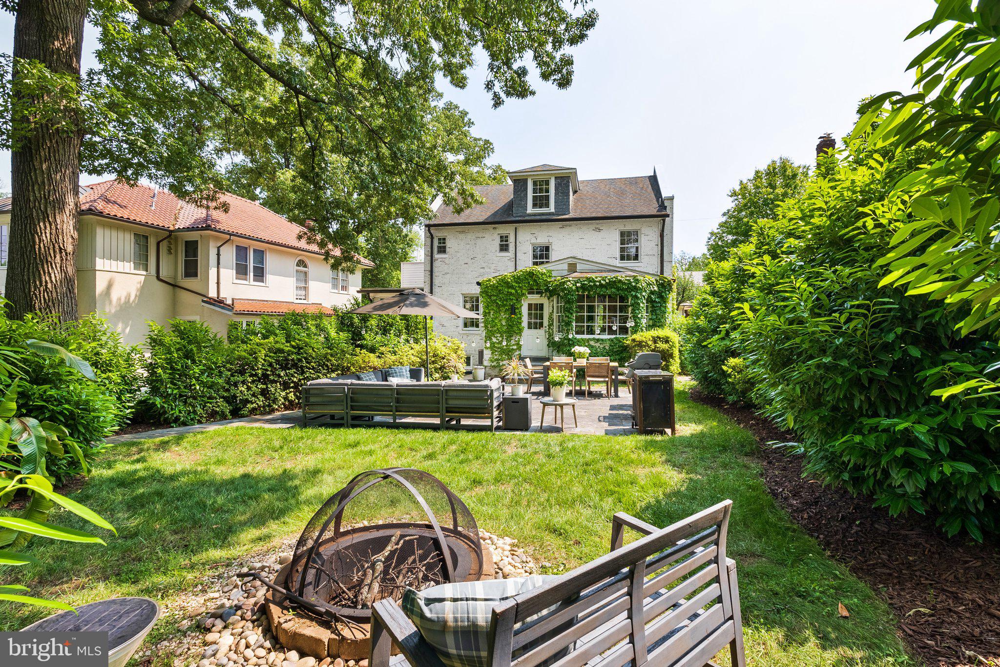 CHEVY CHASE - Residential