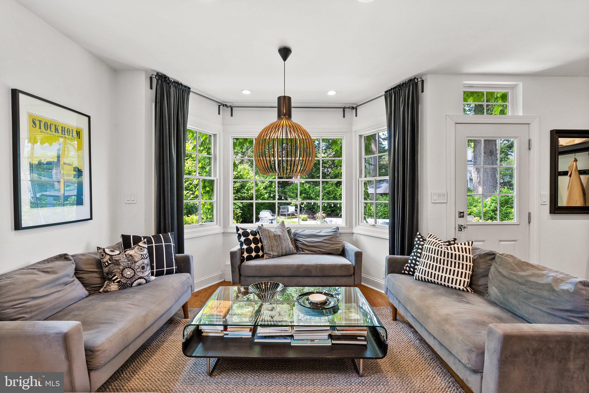 CHEVY CHASE - Residential