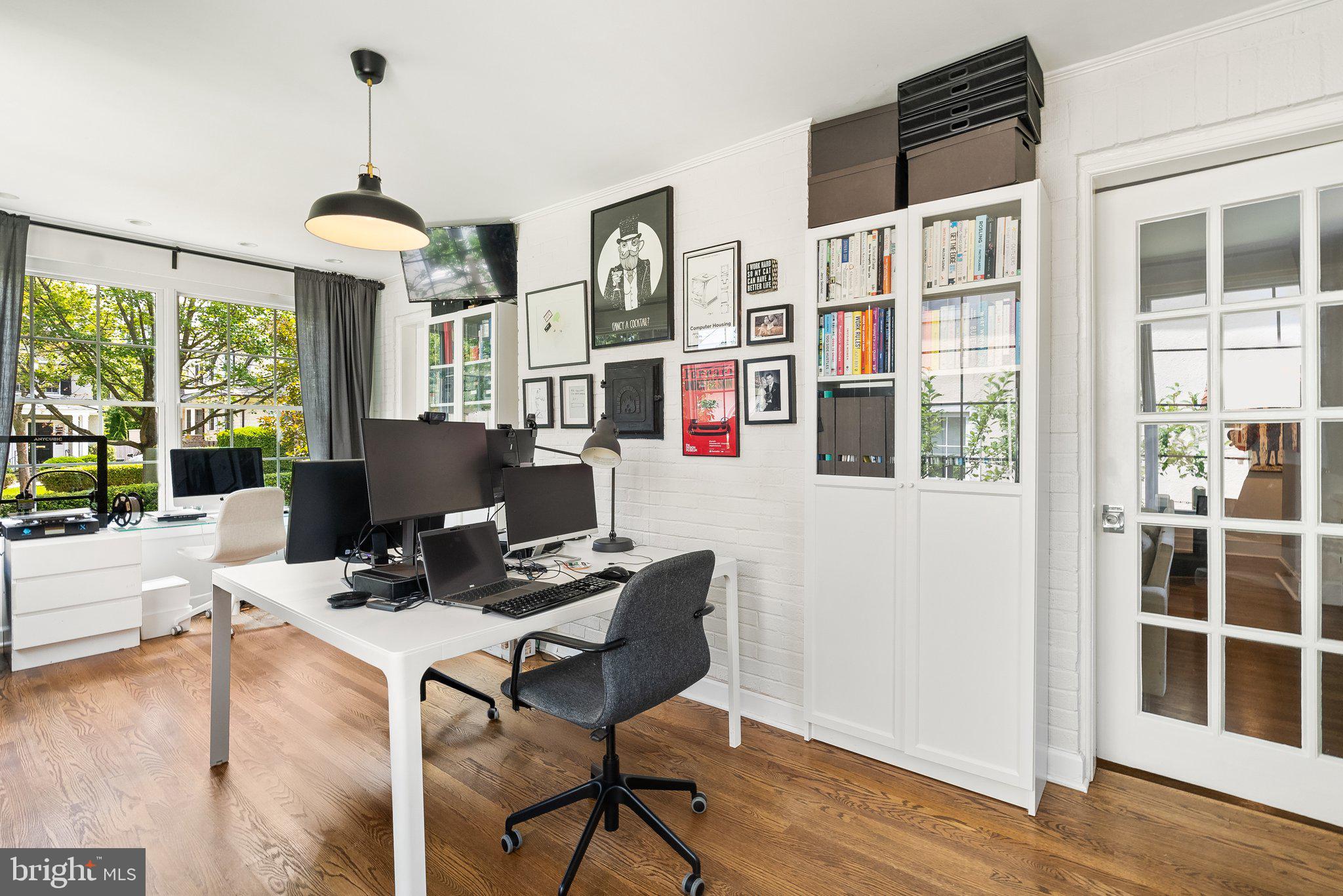 CHEVY CHASE - Residential