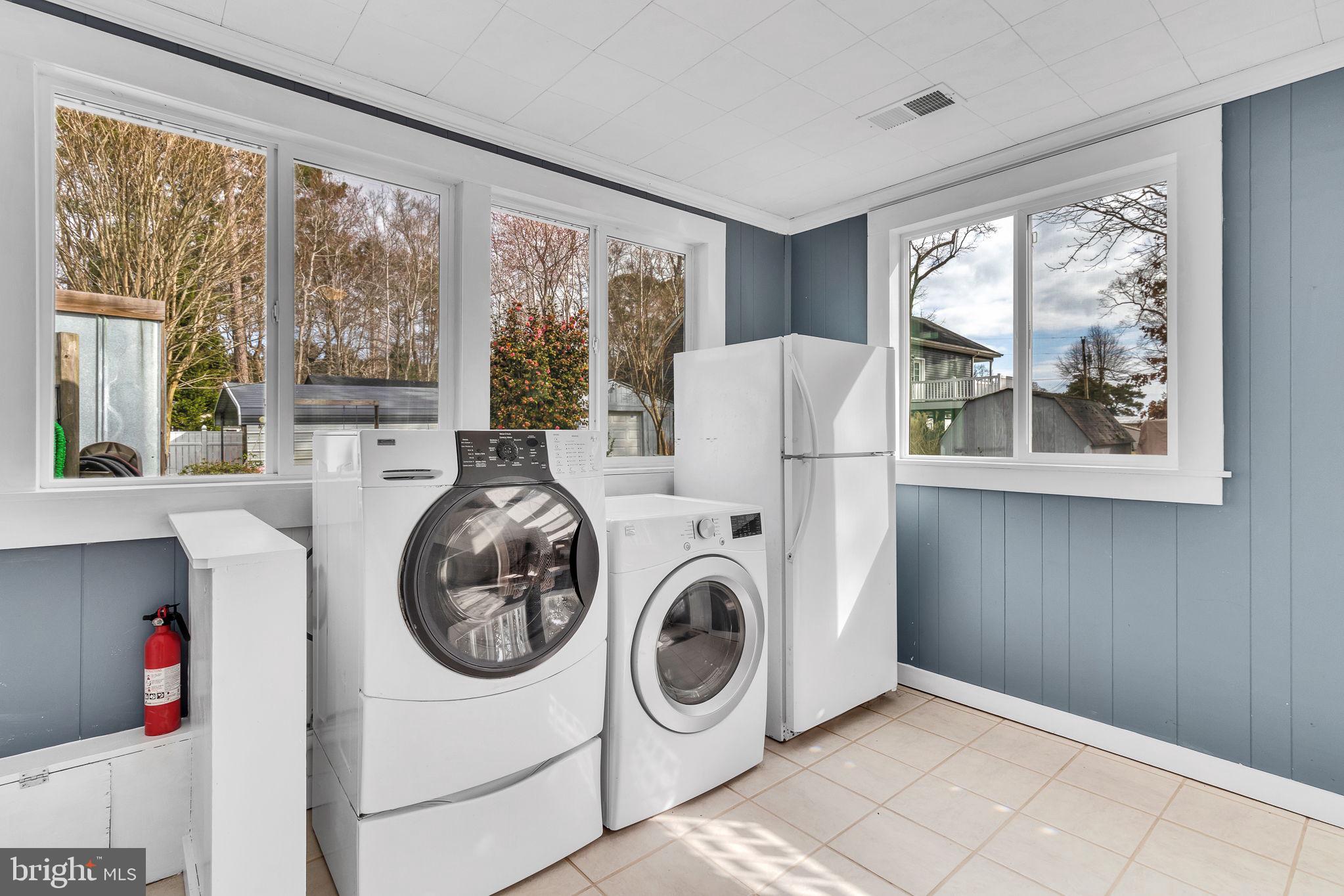 CHESAPEAKE BEACH ESTATES - Residential