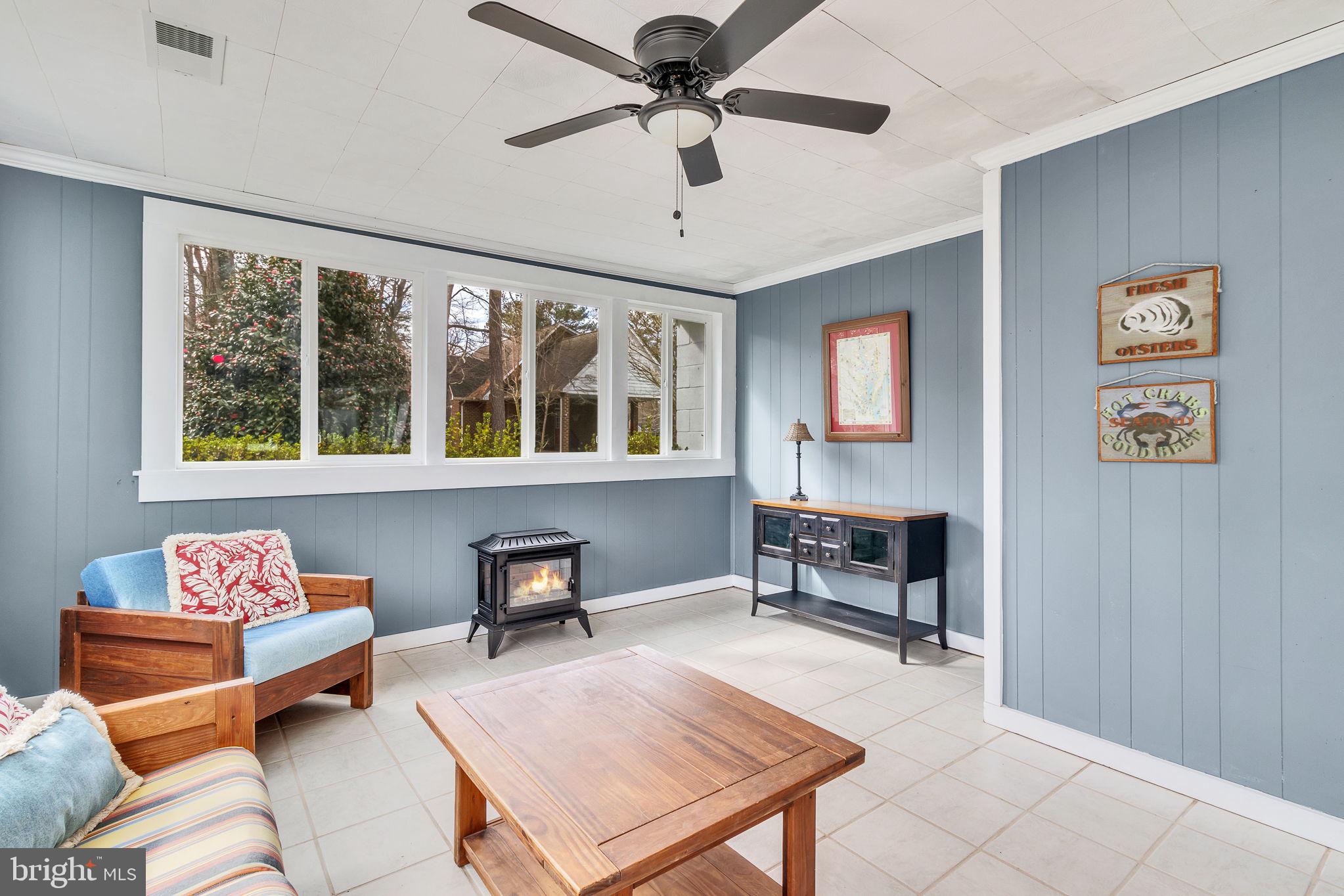 CHESAPEAKE BEACH ESTATES - Residential