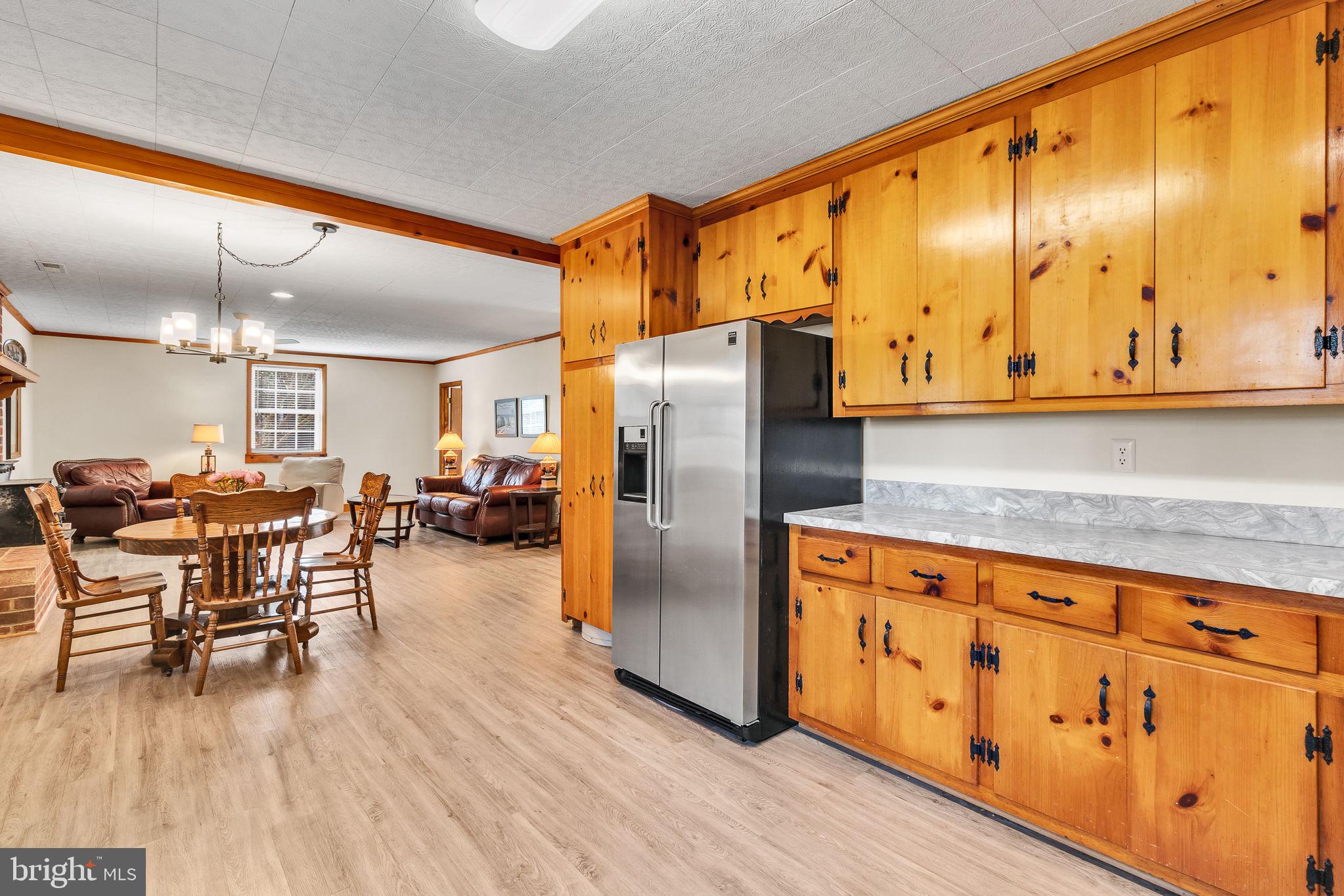 CHESAPEAKE BEACH ESTATES - Residential